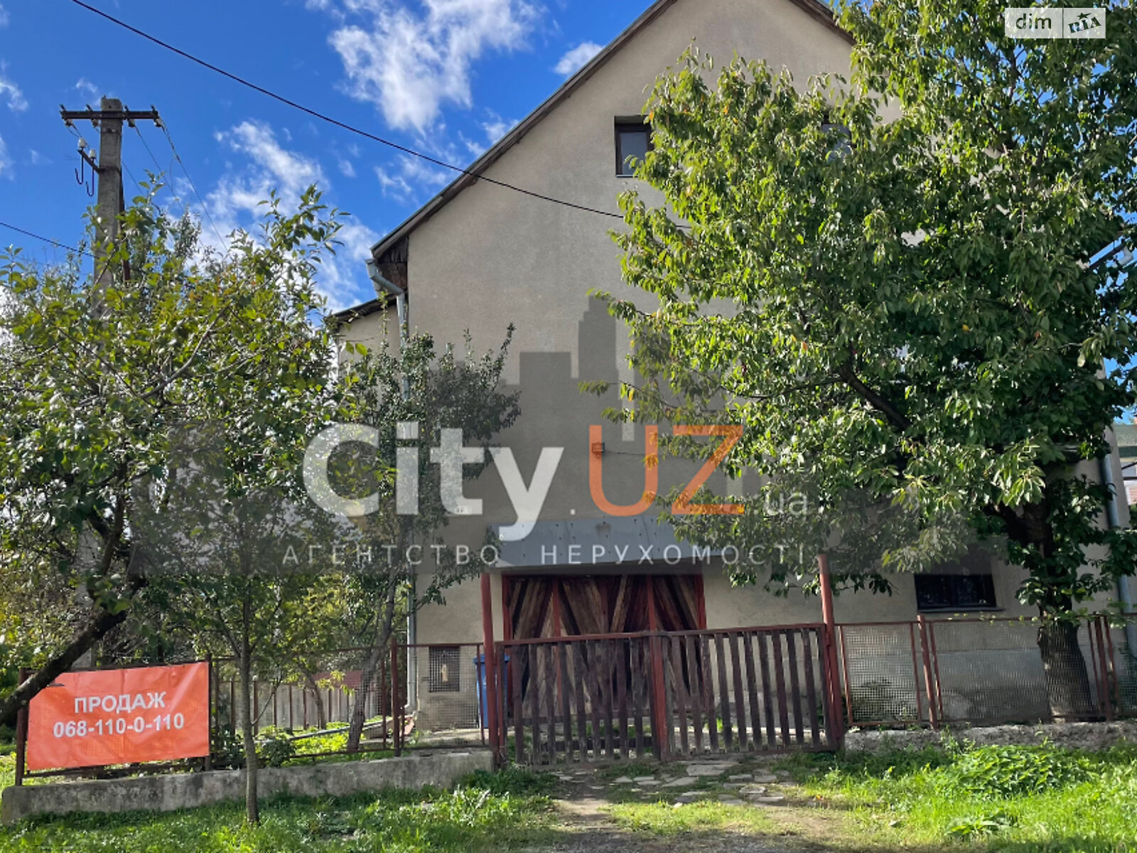 трехэтажный дом с мансардой, 230 кв. м, кирпич. Продажа в Ужгороде район Компотный фото 1 трехэтажный дом с мансардой, 230 кв. м, кирпич. Продажа в Ужгороде район Компотный фото 1