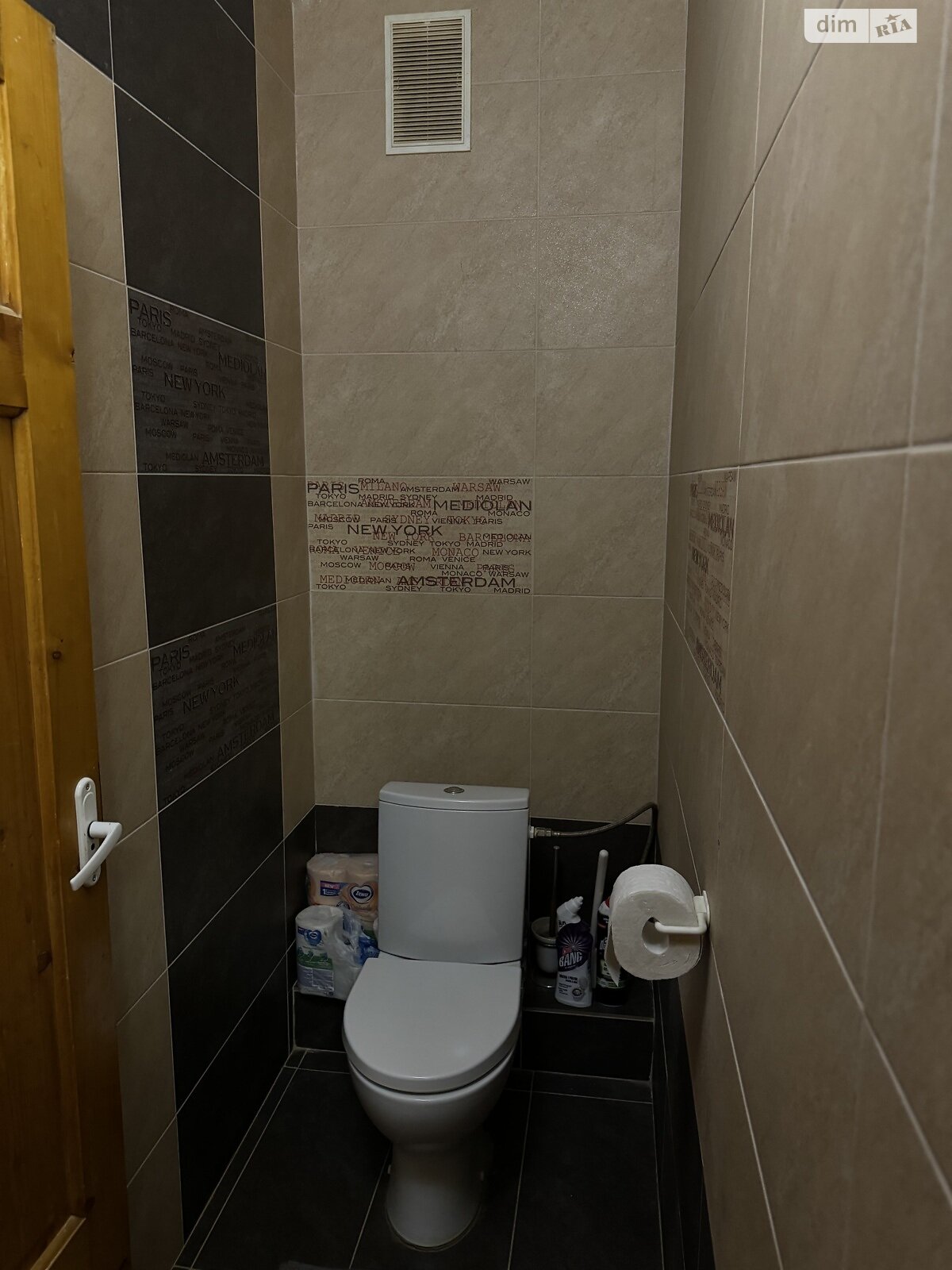 двухэтажный дом с верандой, 404 кв. м, кирпич. Продажа в Ужгороде район Компотный фото 1 двухэтажный дом с верандой, 404 кв. м, кирпич. Продажа в Ужгороде район Компотный фото 1