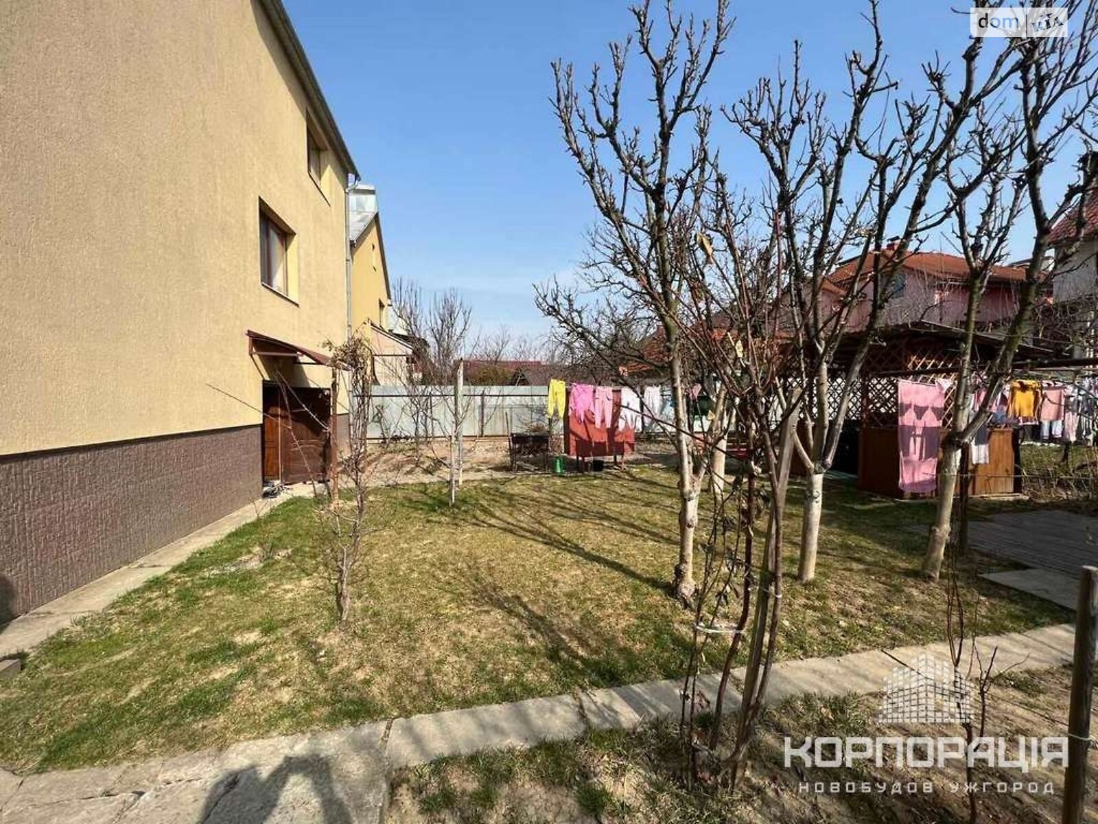 двоповерховий будинок з балконом, 310 кв. м, цегла. Продаж в Ужгороді, район Компотний фото 1