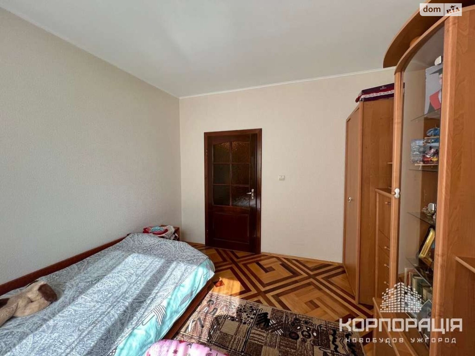 двоповерховий будинок з балконом, 310 кв. м, цегла. Продаж в Ужгороді, район Компотний фото 1