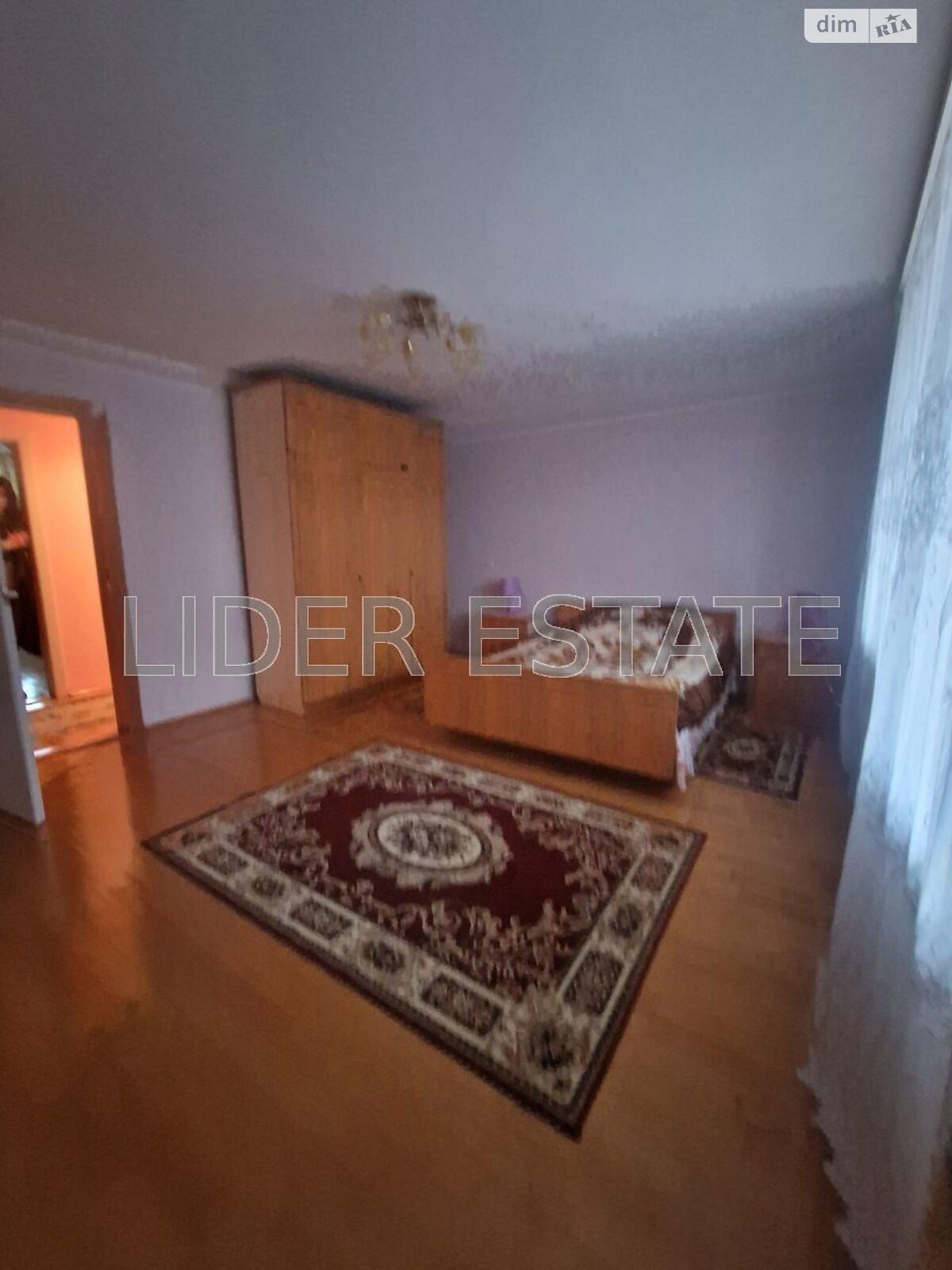 триповерховий будинок бесідка, 170 кв. м, кирпич. Продаж в Ужгороді, район Компотний фото 1 триповерховий будинок бесідка, 170 кв. м, кирпич. Продаж в Ужгороді, район Компотний фото 1