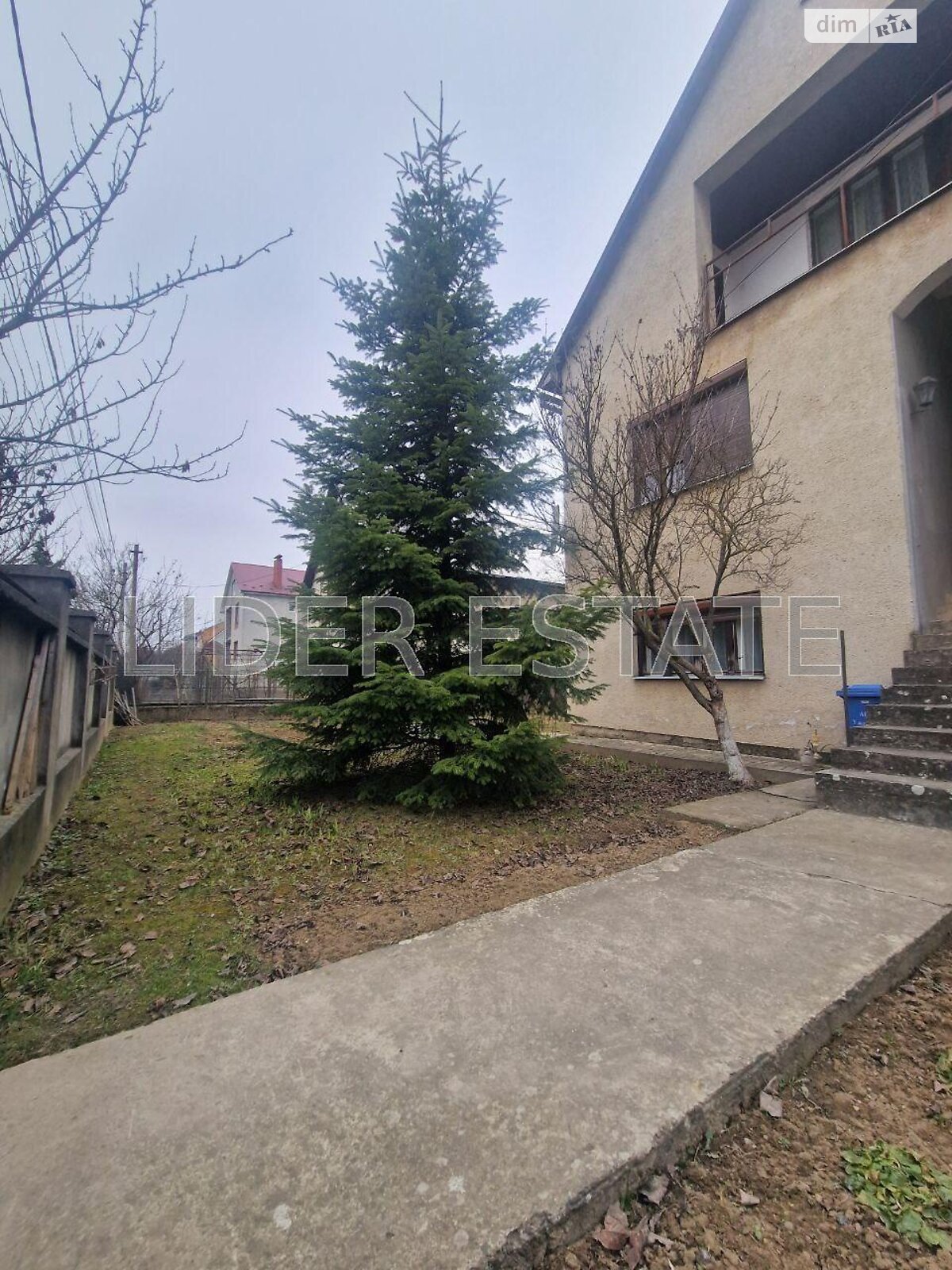 триповерховий будинок бесідка, 170 кв. м, кирпич. Продаж в Ужгороді, район Компотний фото 1 триповерховий будинок бесідка, 170 кв. м, кирпич. Продаж в Ужгороді, район Компотний фото 1