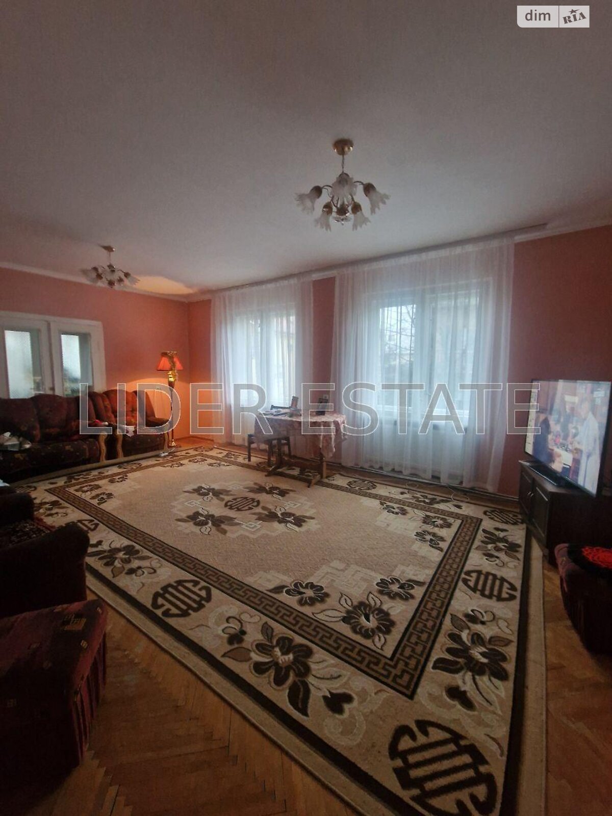 триповерховий будинок бесідка, 170 кв. м, кирпич. Продаж в Ужгороді, район Компотний фото 1 триповерховий будинок бесідка, 170 кв. м, кирпич. Продаж в Ужгороді, район Компотний фото 1