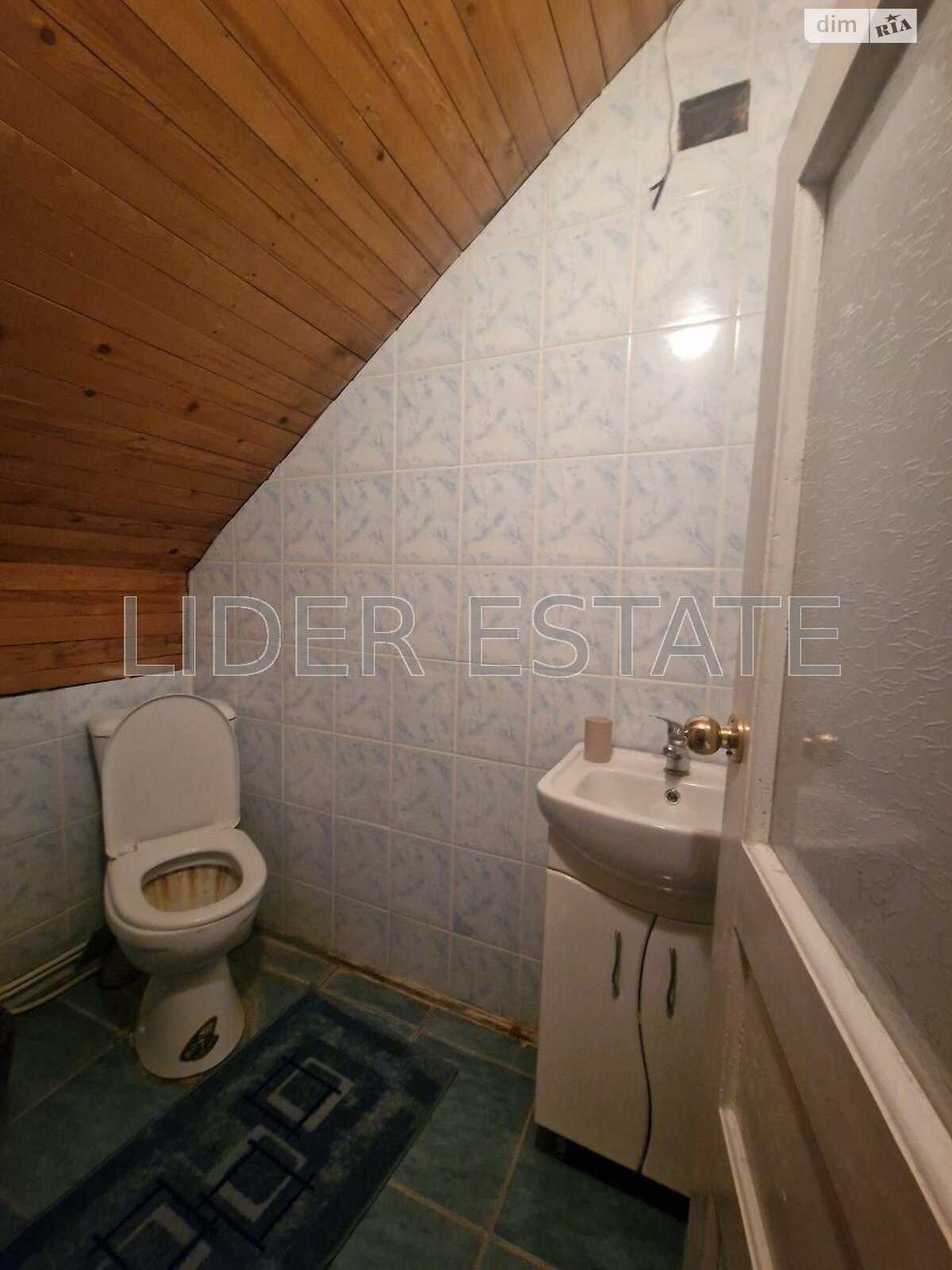 триповерховий будинок бесідка, 170 кв. м, кирпич. Продаж в Ужгороді, район Компотний фото 1 триповерховий будинок бесідка, 170 кв. м, кирпич. Продаж в Ужгороді, район Компотний фото 1