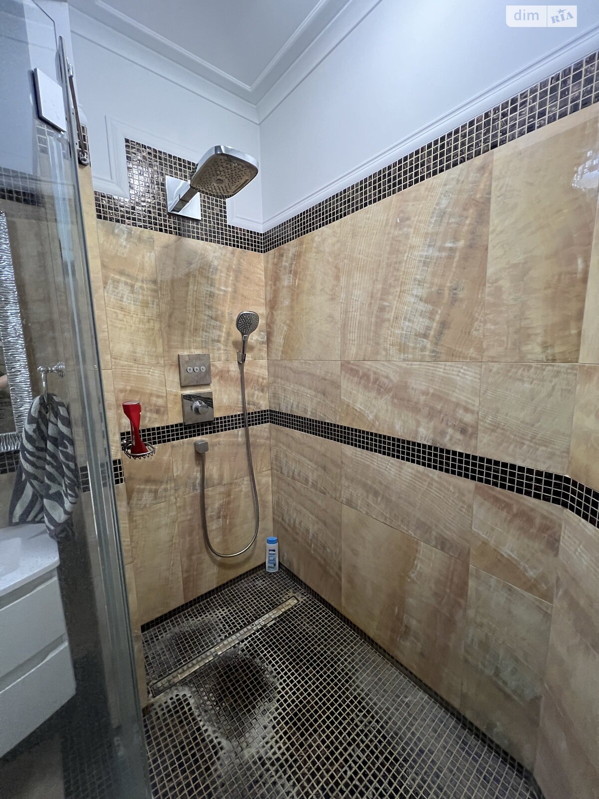 двоповерховий будинок з опаленням, 245 кв. м, цегла. Продаж в Ужгороді, район Компотний фото 1 двоповерховий будинок з опаленням, 245 кв. м, цегла. Продаж в Ужгороді, район Компотний фото 1