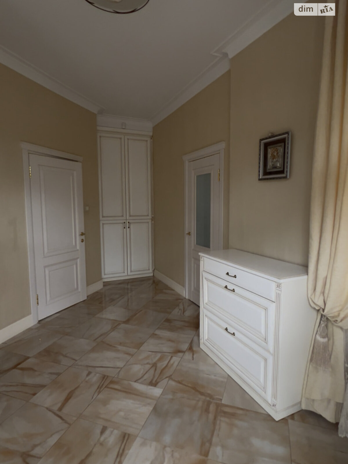 двоповерховий будинок з опаленням, 245 кв. м, цегла. Продаж в Ужгороді, район Компотний фото 1 двоповерховий будинок з опаленням, 245 кв. м, цегла. Продаж в Ужгороді, район Компотний фото 1