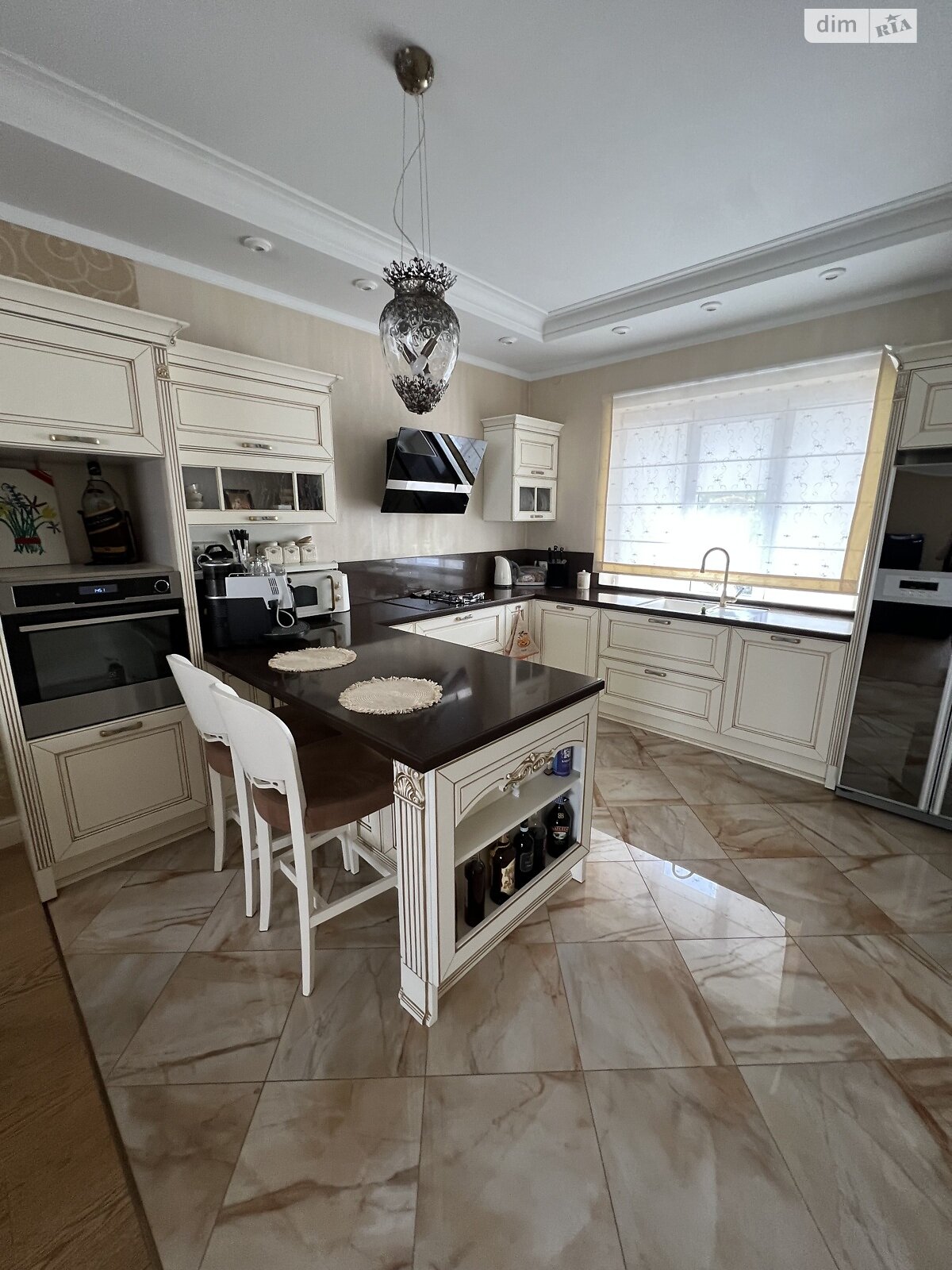 двоповерховий будинок з опаленням, 245 кв. м, цегла. Продаж в Ужгороді, район Компотний фото 1 двоповерховий будинок з опаленням, 245 кв. м, цегла. Продаж в Ужгороді, район Компотний фото 1
