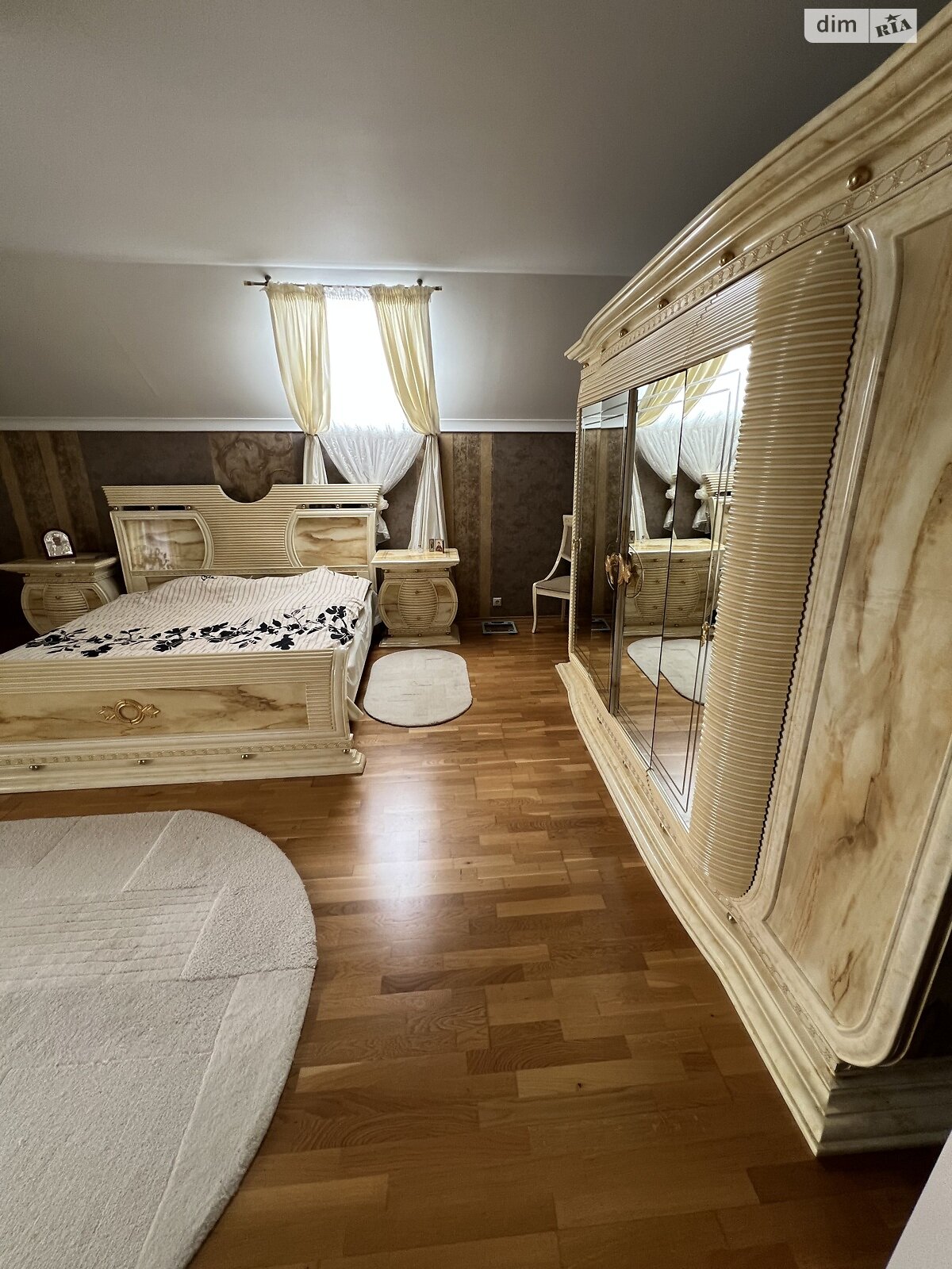двоповерховий будинок з опаленням, 245 кв. м, цегла. Продаж в Ужгороді, район Компотний фото 1 двоповерховий будинок з опаленням, 245 кв. м, цегла. Продаж в Ужгороді, район Компотний фото 1