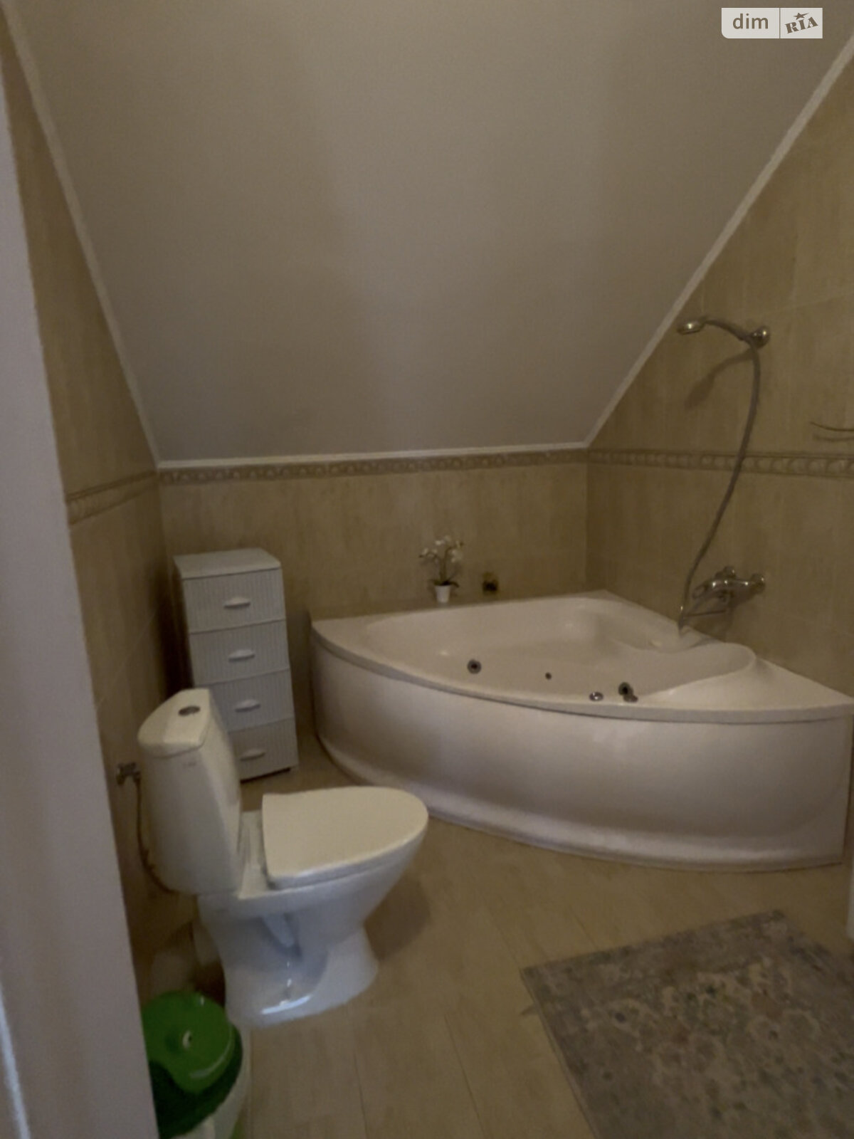 двоповерховий будинок з опаленням, 245 кв. м, цегла. Продаж в Ужгороді, район Компотний фото 1 двоповерховий будинок з опаленням, 245 кв. м, цегла. Продаж в Ужгороді, район Компотний фото 1