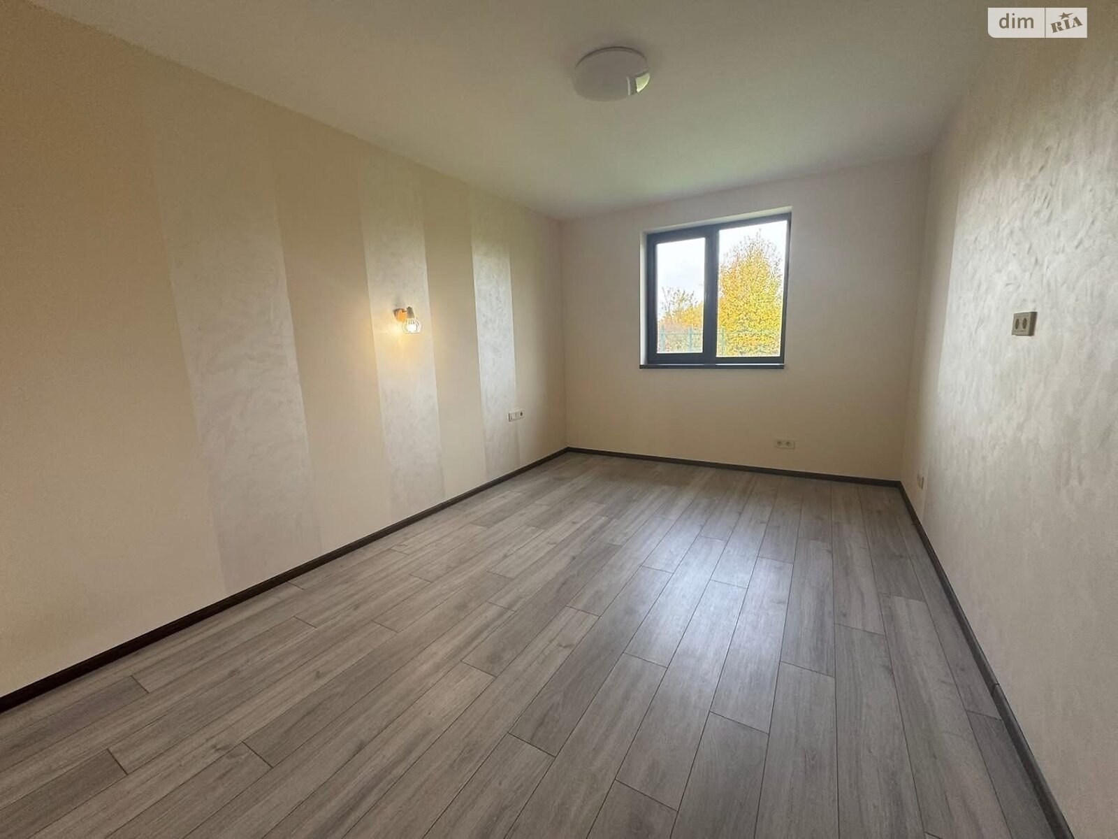 одноповерховий будинок з опаленням, 119.7 кв. м, цегла. Продаж в Ужгороді, район Компотний фото 1 одноповерховий будинок з опаленням, 119.7 кв. м, цегла. Продаж в Ужгороді, район Компотний фото 1