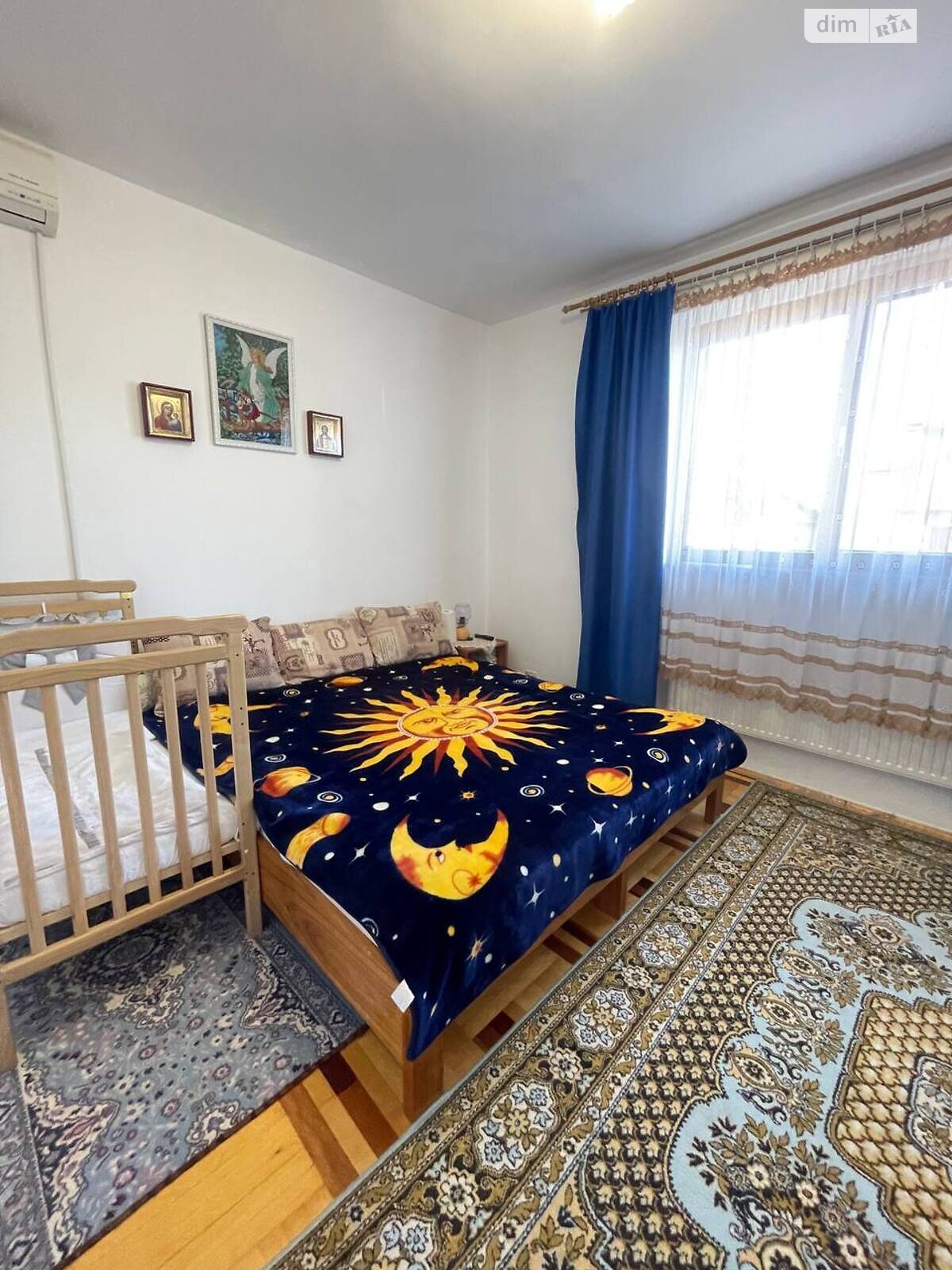 триповерховий будинок, 309 кв. м, цегла. Продаж в Ужгороді, район Компотний фото 1