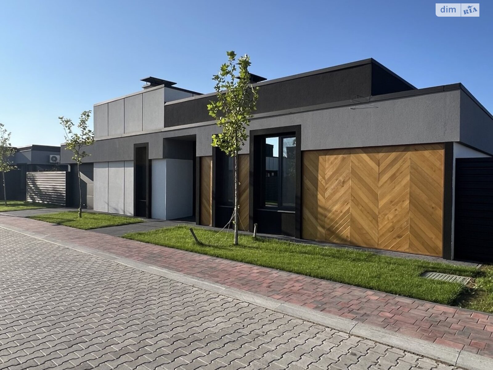 одноповерховий будинок, 130 кв. м, цегла. Продаж у Ужгороді фото 1