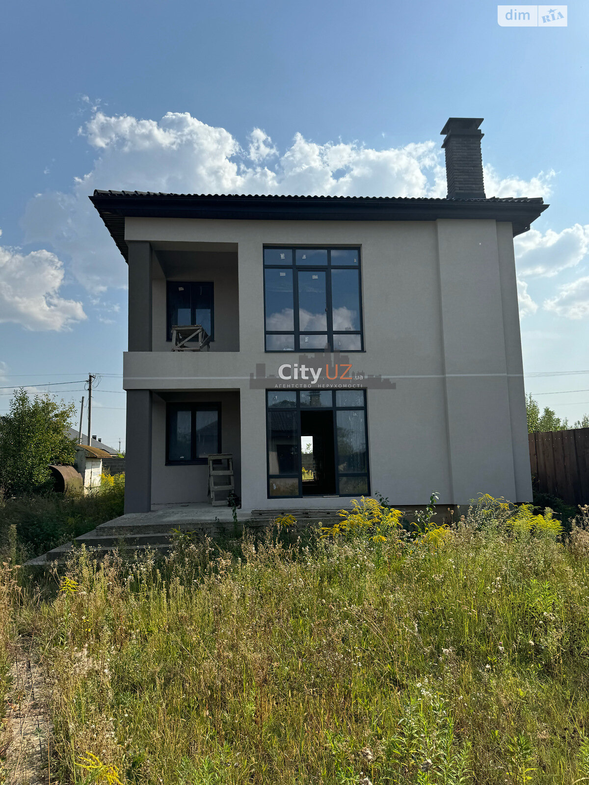 двухэтажный дом с гаражом, 180 кв. м, кирпич. Продажа в Ужгороде фото 1 двухэтажный дом с гаражом, 180 кв. м, кирпич. Продажа в Ужгороде фото 1