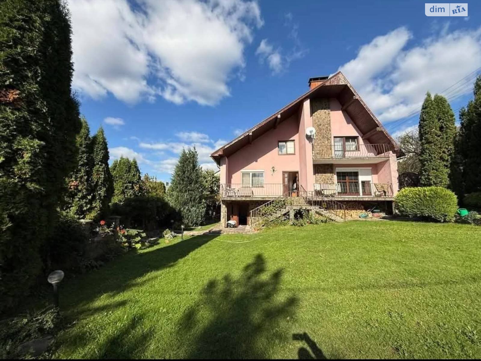 двухэтажный дом с гаражом, 260 кв. м, кирпич. Продажа в Ужгороде фото 1