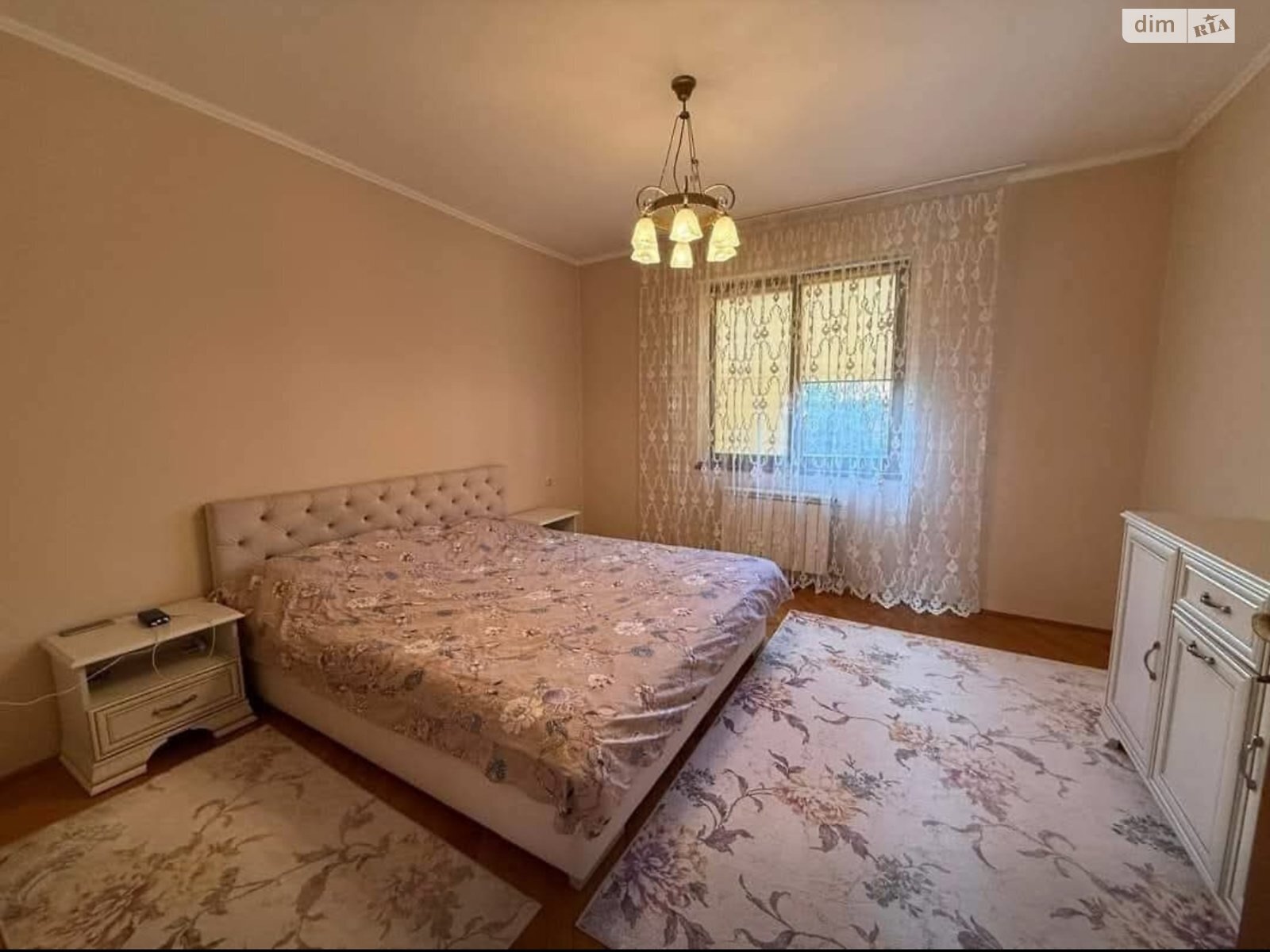 двухэтажный дом с гаражом, 260 кв. м, кирпич. Продажа в Ужгороде фото 1