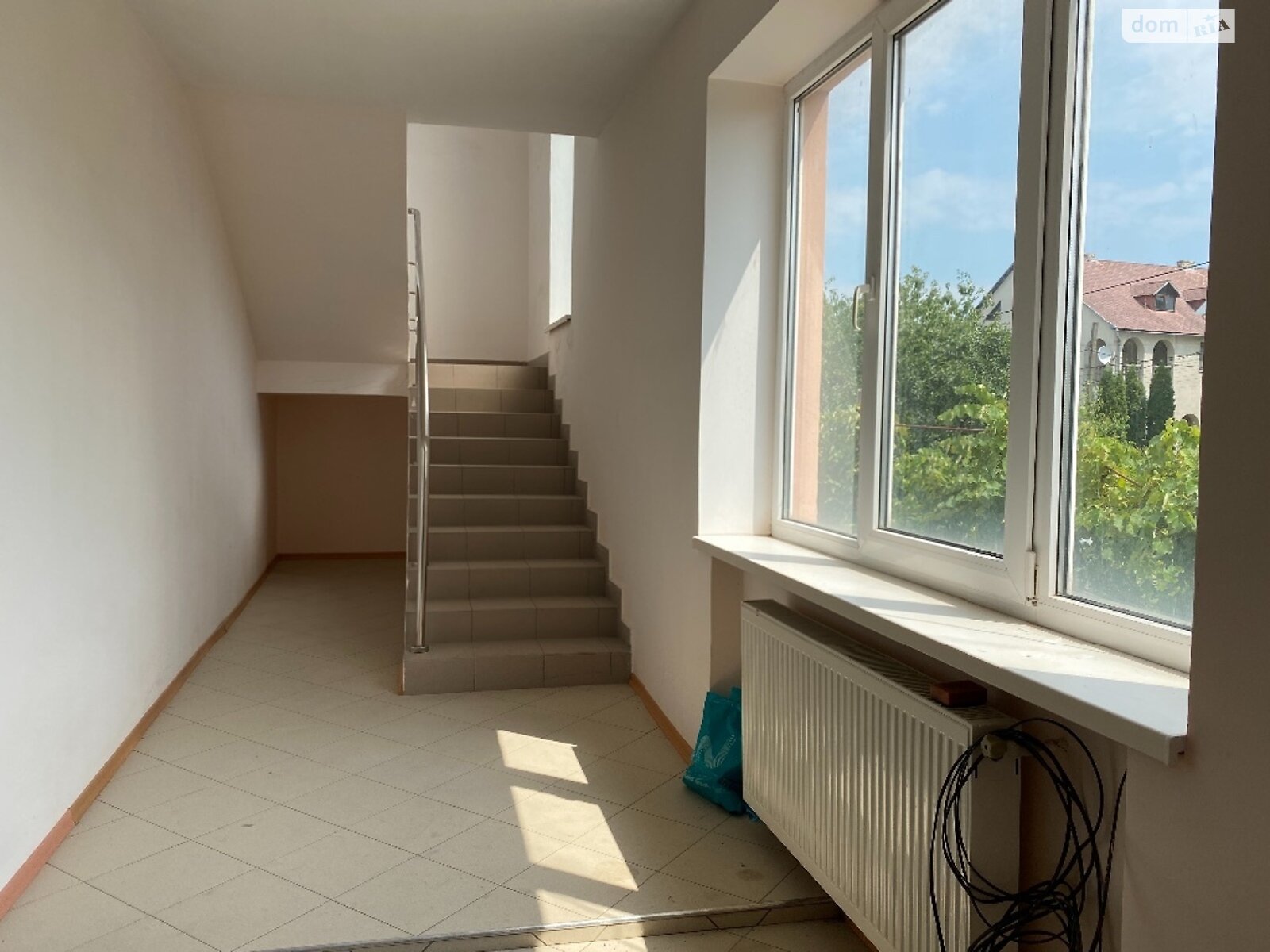 двухэтажный дом с гаражом, 250 кв. м, кирпич. Продажа в Минае фото 1 двухэтажный дом с гаражом, 250 кв. м, кирпич. Продажа в Минае фото 1