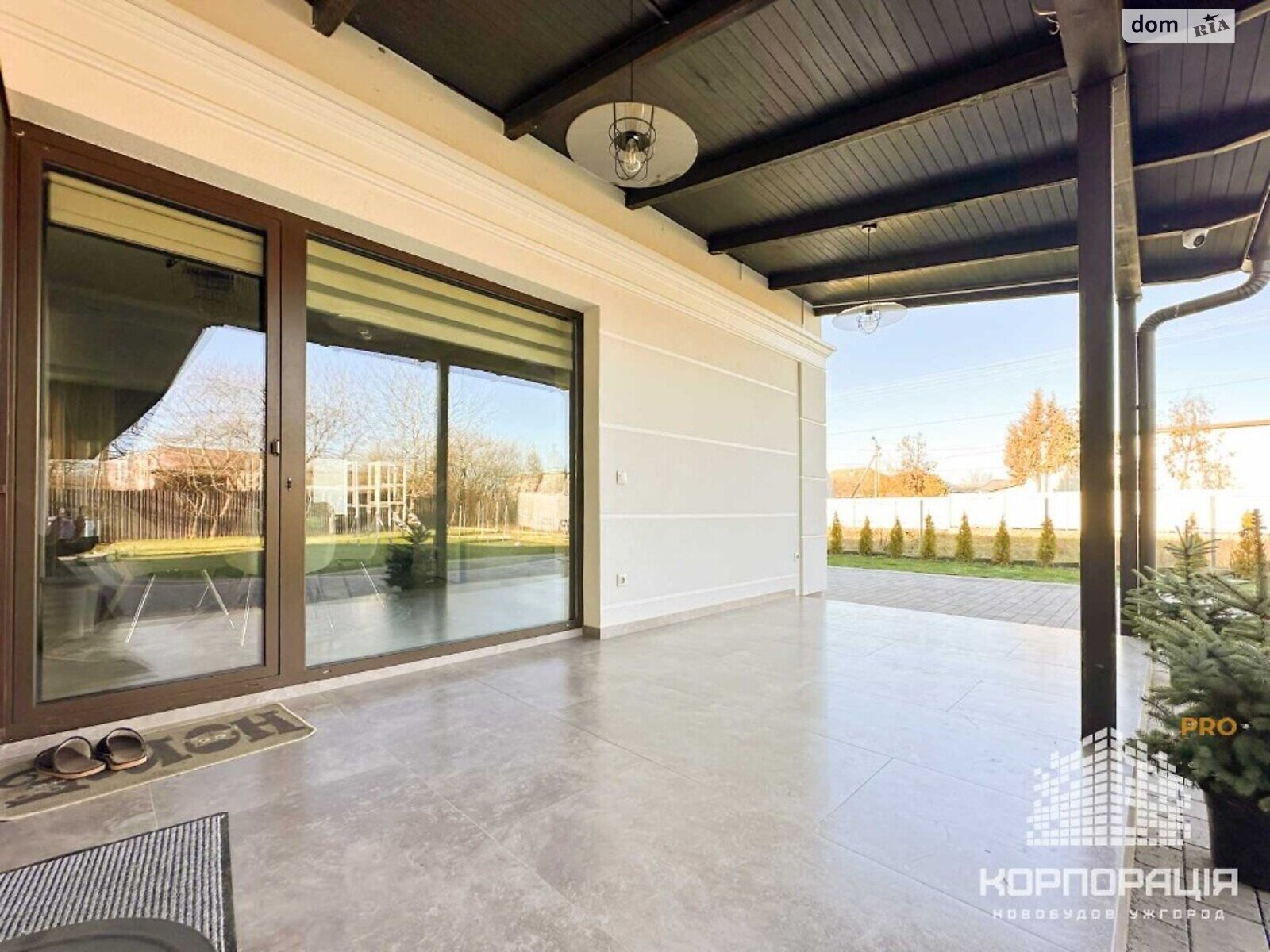 двухэтажный дом с ремонтом, 170 кв. м, кирпич. Продажа в Минае фото 1