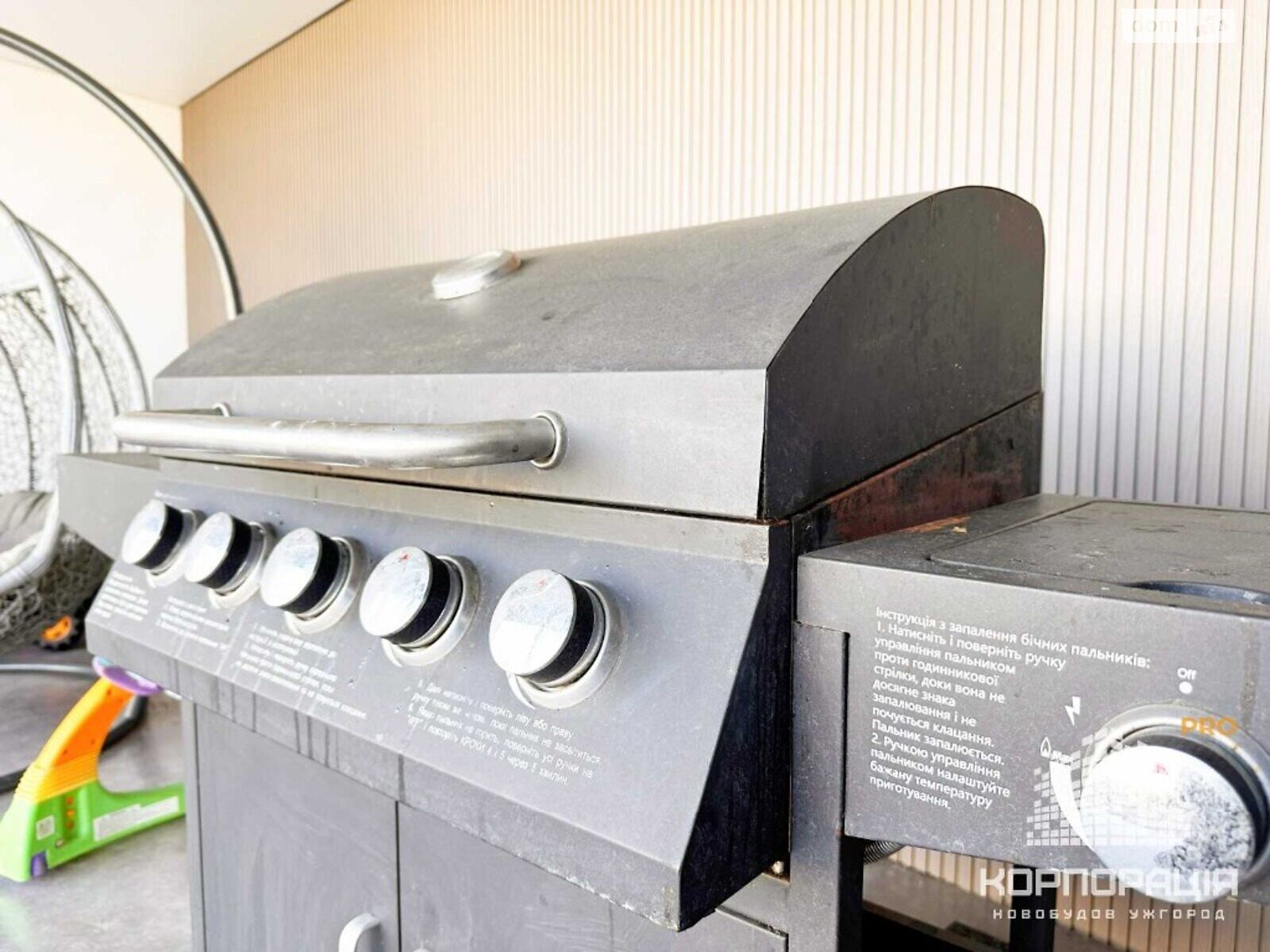 двухэтажный дом с ремонтом, 170 кв. м, кирпич. Продажа в Минае фото 1