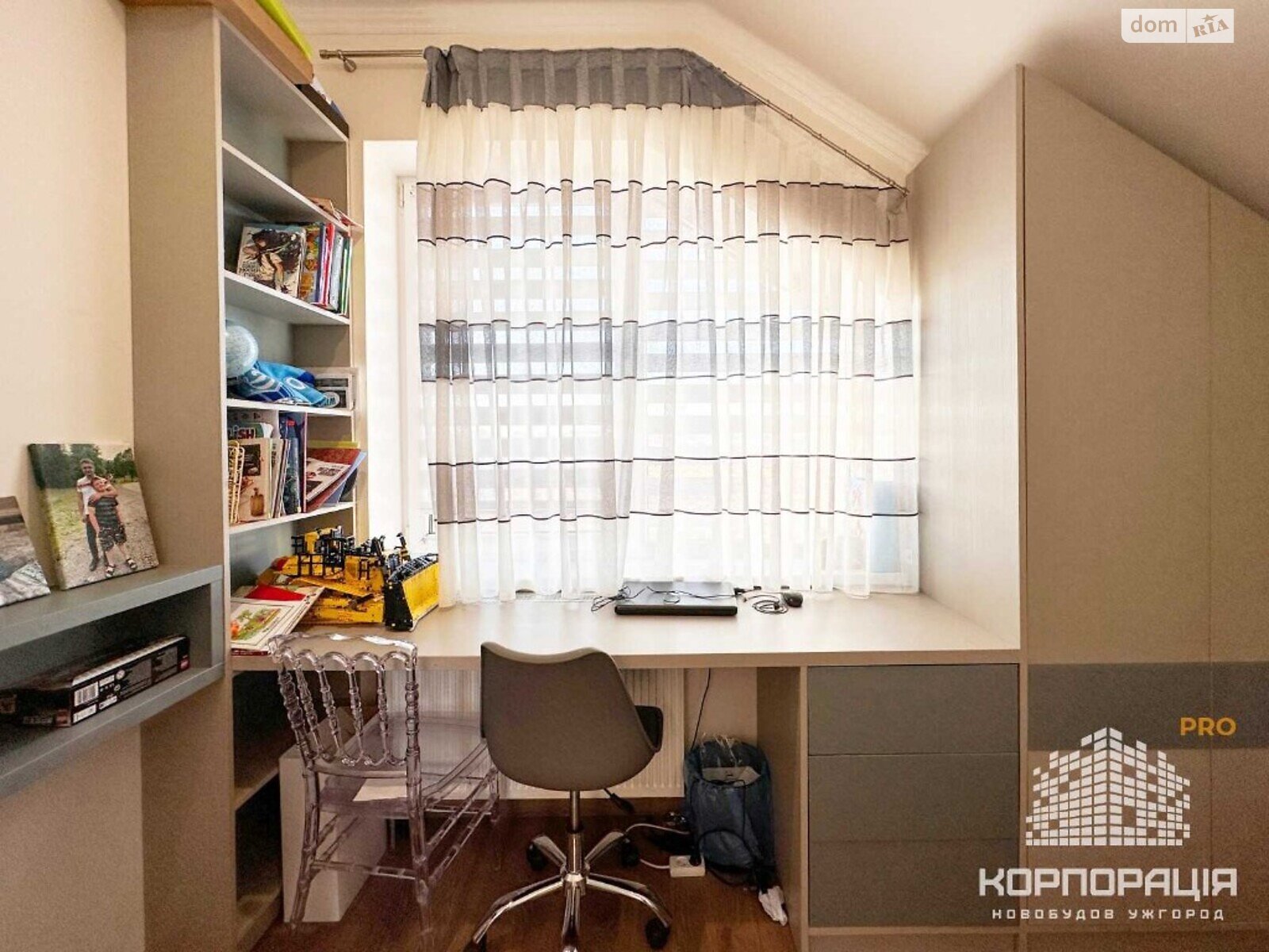 двухэтажный дом с ремонтом, 170 кв. м, кирпич. Продажа в Минае фото 1