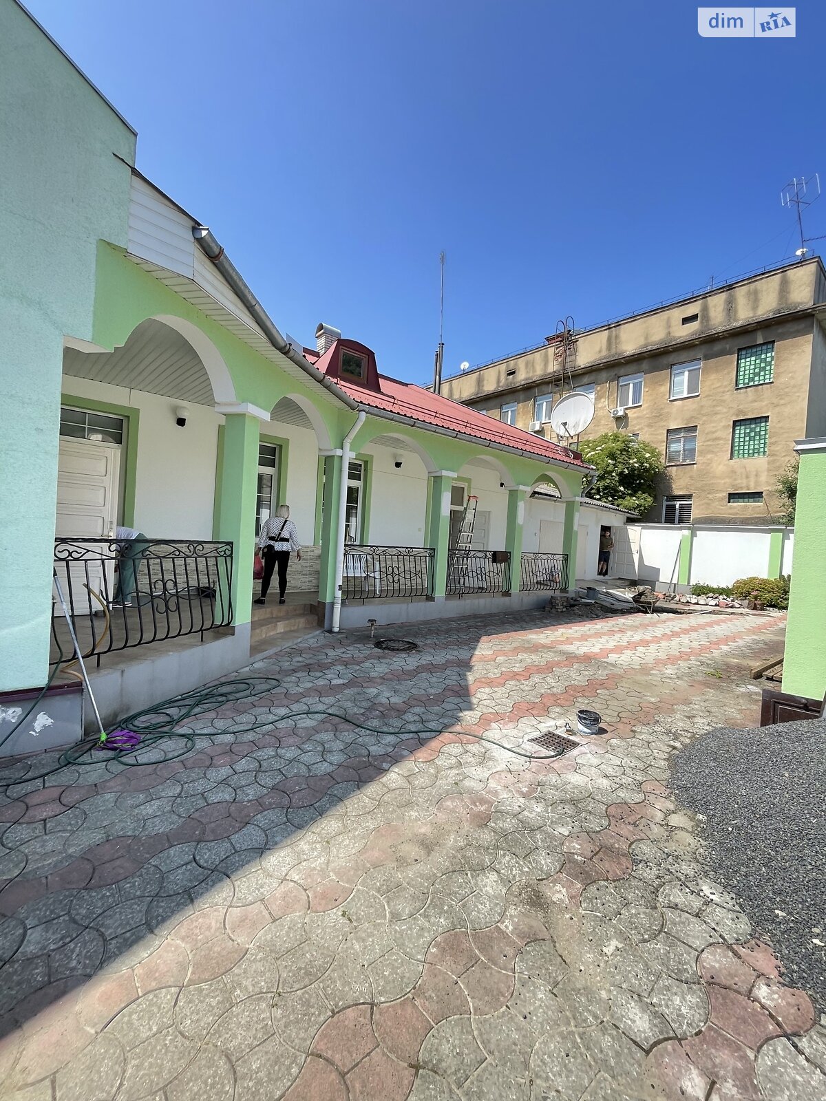 одноповерховий будинок, 130 кв. м, цегла. Продаж у Ужгороді фото 1 одноповерховий будинок, 130 кв. м, цегла. Продаж у Ужгороді фото 1