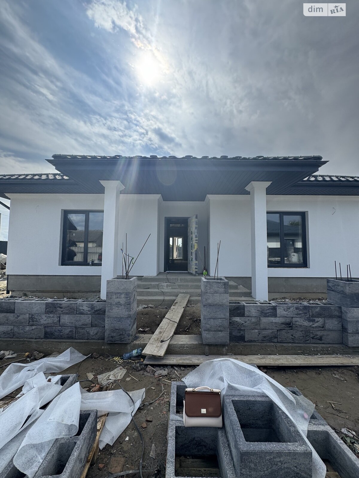 одноповерховий будинок, 150 кв. м, цегла. Продаж в Ужгороді, район Новий фото 1 одноповерховий будинок, 150 кв. м, цегла. Продаж в Ужгороді, район Новий фото 1