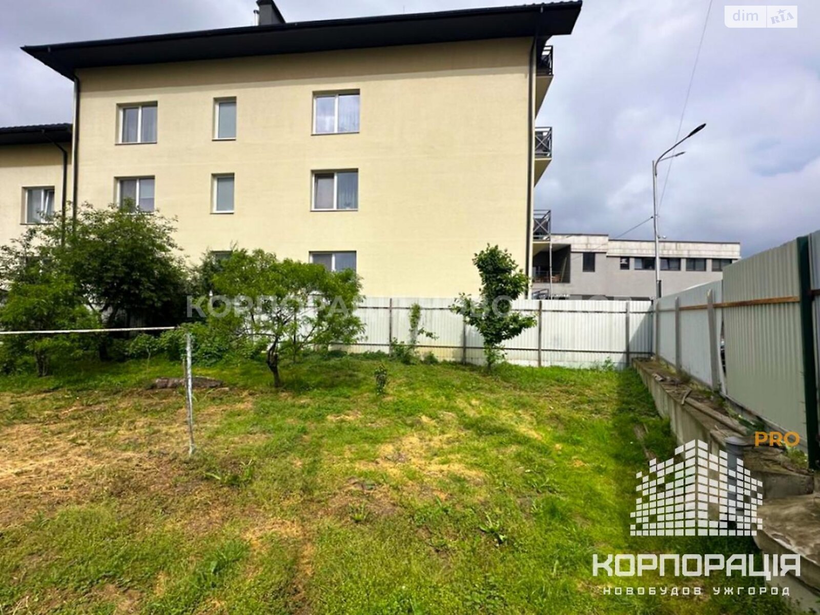 одноповерховий будинок, 82 кв. м, кирпич. Продаж в Ужгороді, район Новий фото 1