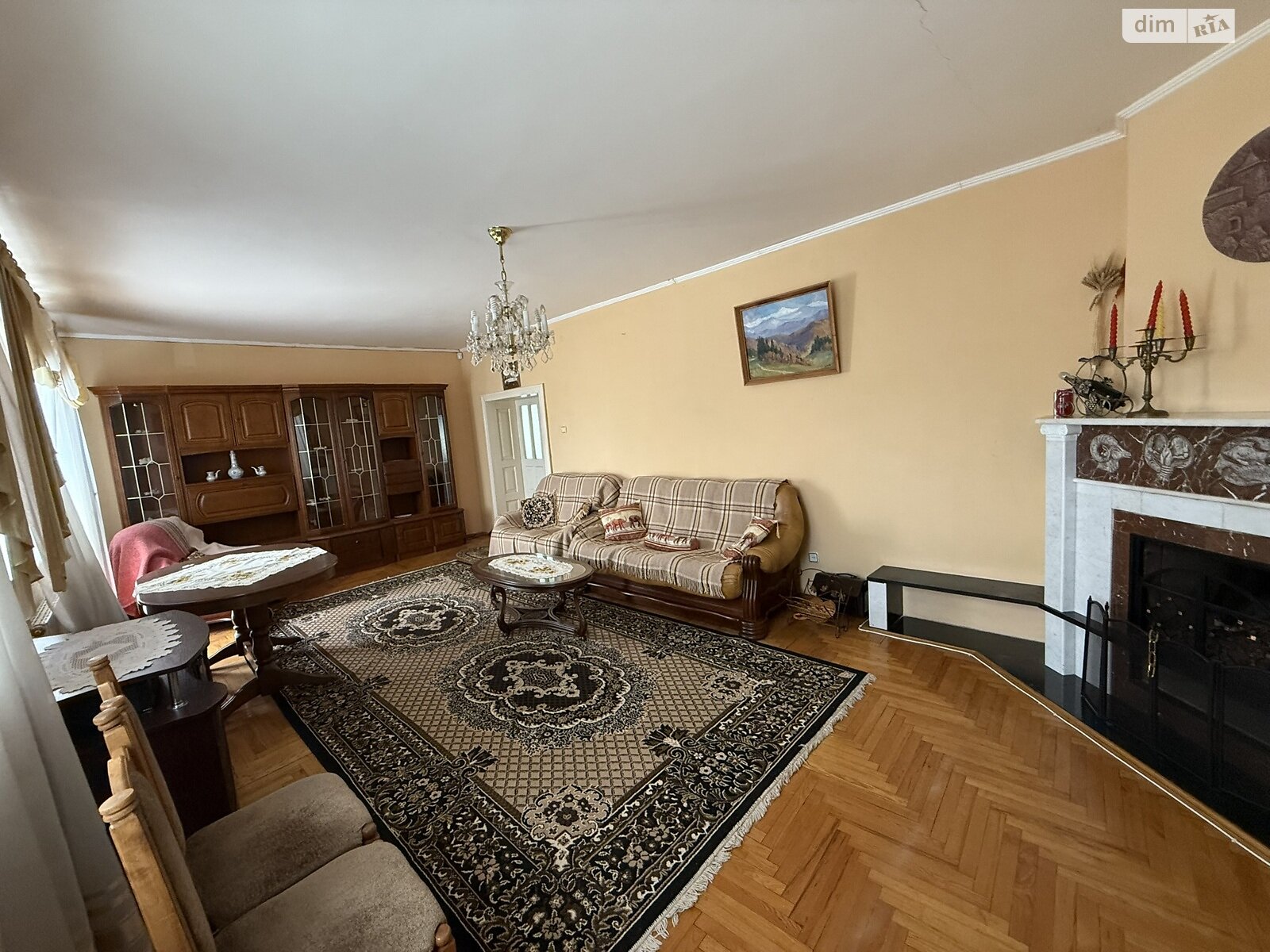 двоповерховий будинок з гаражем, 259.8 кв. м, цегла. Продаж в Ужгороді, район Подлипники фото 1 двоповерховий будинок з гаражем, 259.8 кв. м, цегла. Продаж в Ужгороді, район Подлипники фото 1
