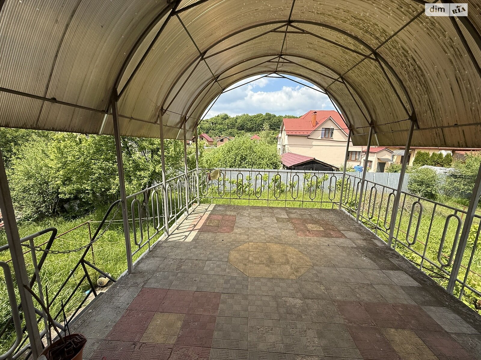 двоповерховий будинок з гаражем, 259.8 кв. м, цегла. Продаж в Ужгороді, район Подлипники фото 1 двоповерховий будинок з гаражем, 259.8 кв. м, цегла. Продаж в Ужгороді, район Подлипники фото 1
