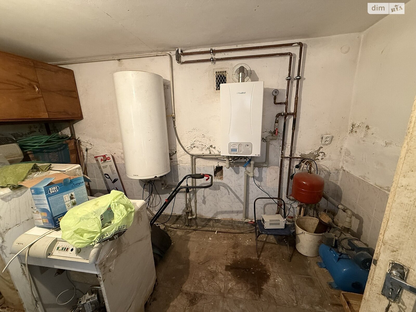 двоповерховий будинок з гаражем, 259.8 кв. м, цегла. Продаж в Ужгороді, район Подлипники фото 1 двоповерховий будинок з гаражем, 259.8 кв. м, цегла. Продаж в Ужгороді, район Подлипники фото 1