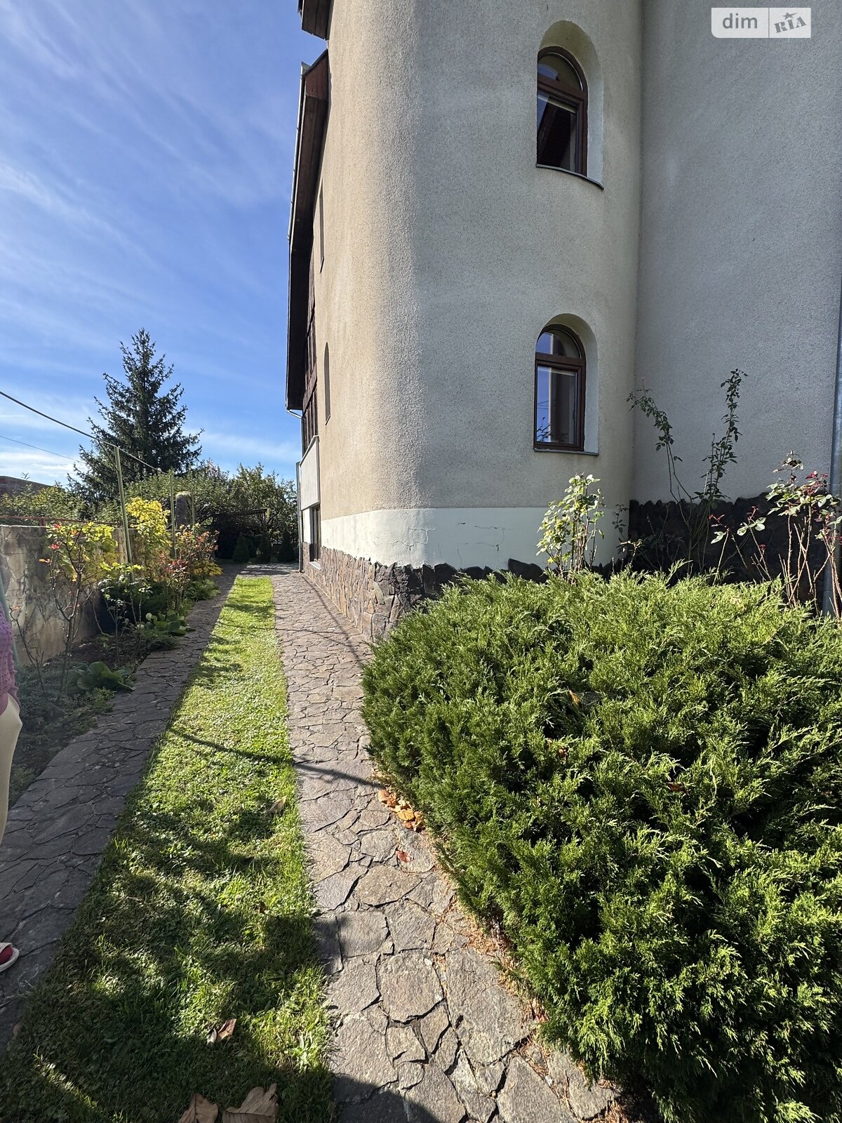 двоповерховий будинок з верандою, 340 кв. м, цегла. Продаж в Ужгороді, район Подлипники фото 1 двоповерховий будинок з верандою, 340 кв. м, цегла. Продаж в Ужгороді, район Подлипники фото 1