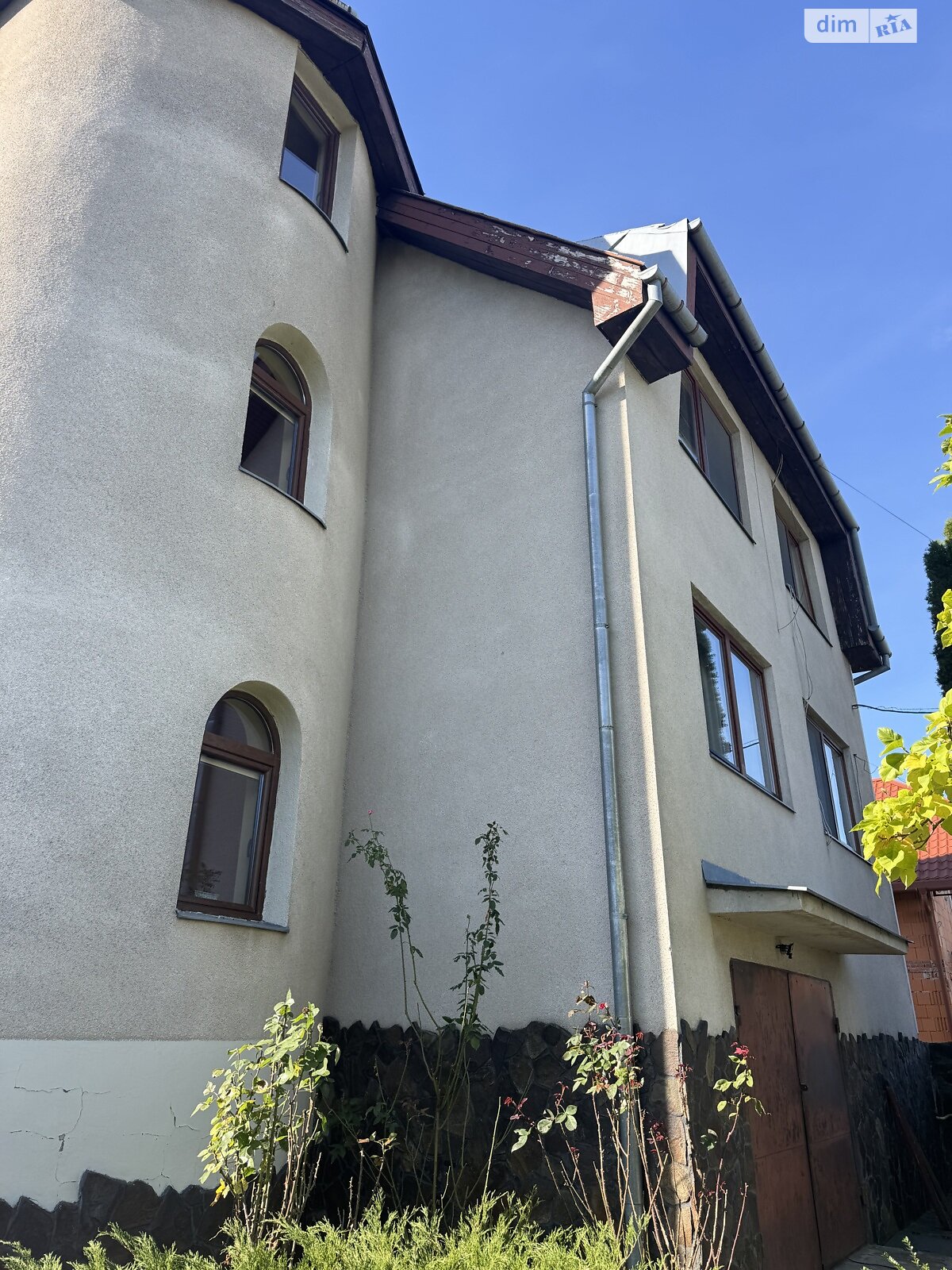 двоповерховий будинок з верандою, 340 кв. м, цегла. Продаж в Ужгороді, район Подлипники фото 1 двоповерховий будинок з верандою, 340 кв. м, цегла. Продаж в Ужгороді, район Подлипники фото 1