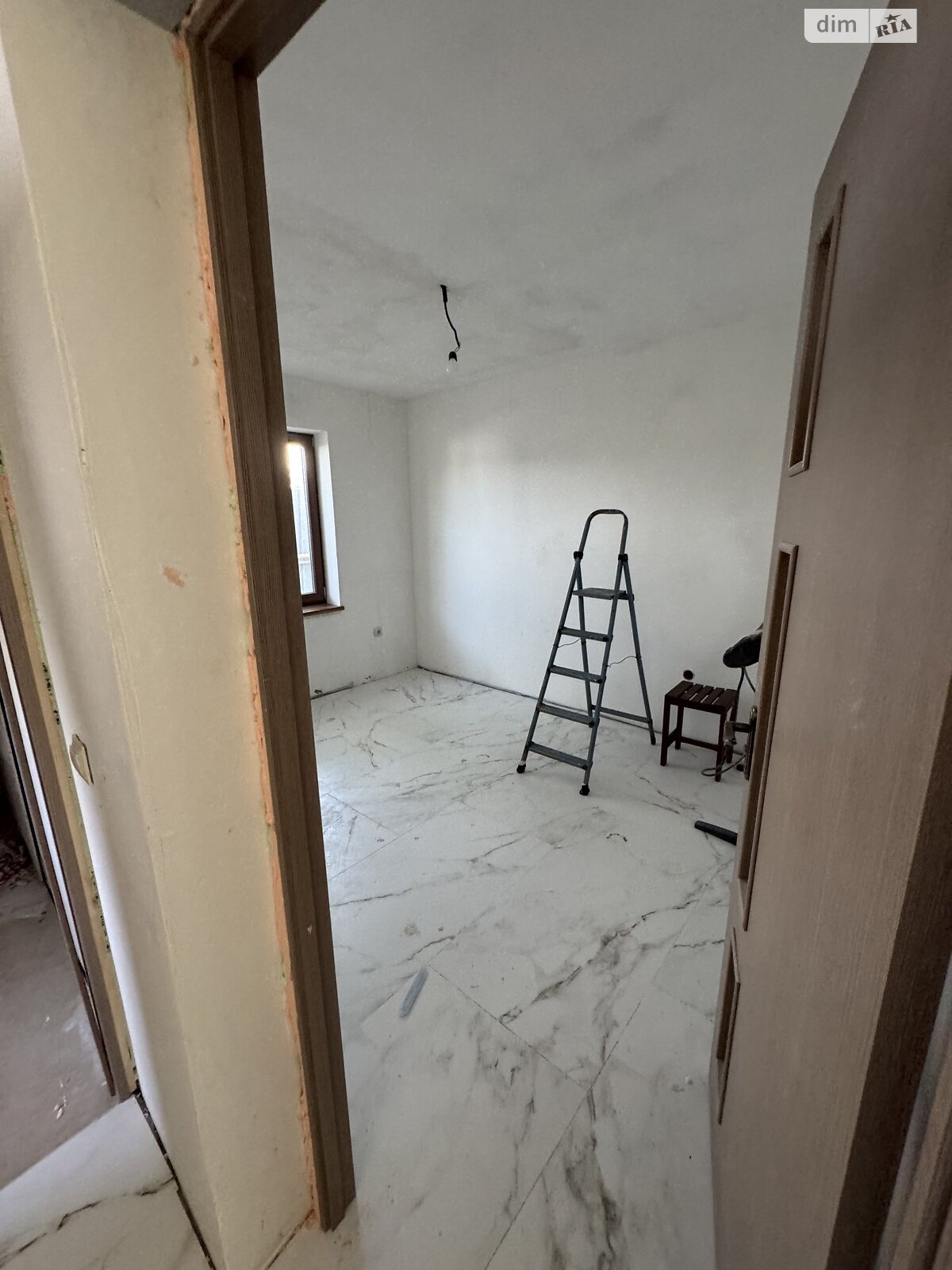 двухэтажный дом с гаражом, 150 кв. м, кирпич. Продажа в Ужгороде район Пьяный базар фото 1