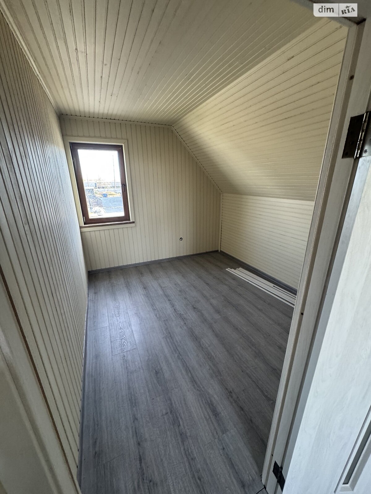 двухэтажный дом с гаражом, 150 кв. м, кирпич. Продажа в Ужгороде район Пьяный базар фото 1