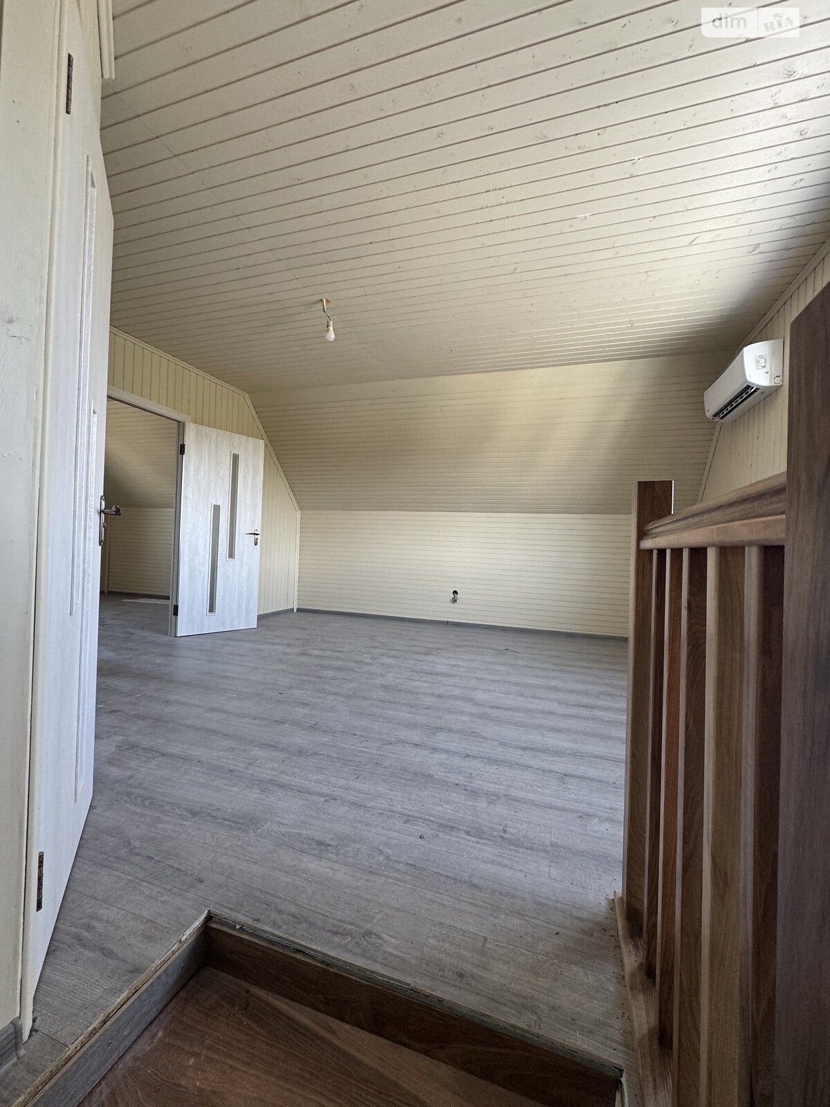 двухэтажный дом с гаражом, 150 кв. м, кирпич. Продажа в Ужгороде район Пьяный базар фото 1