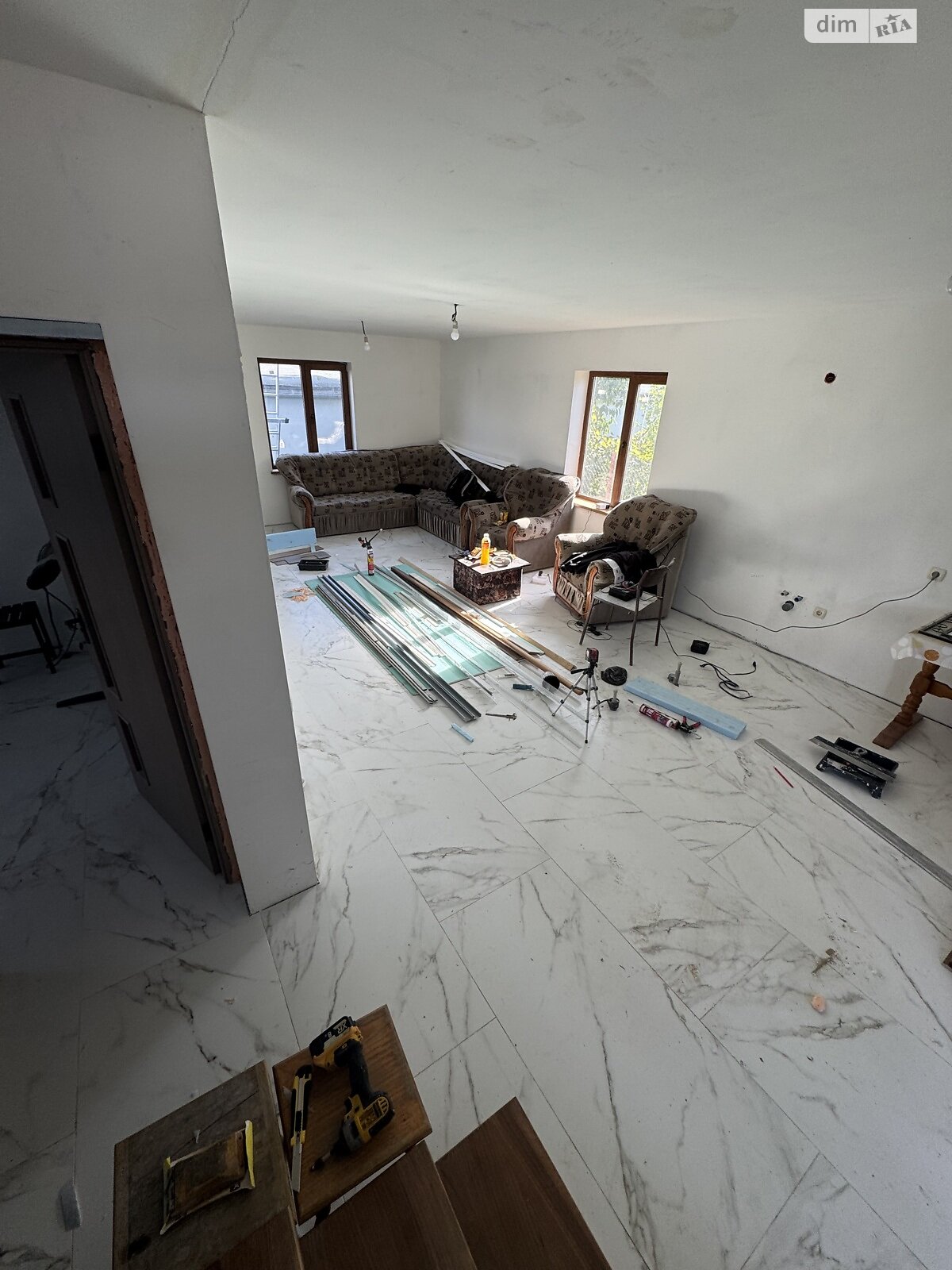 двухэтажный дом с гаражом, 150 кв. м, кирпич. Продажа в Ужгороде район Пьяный базар фото 1