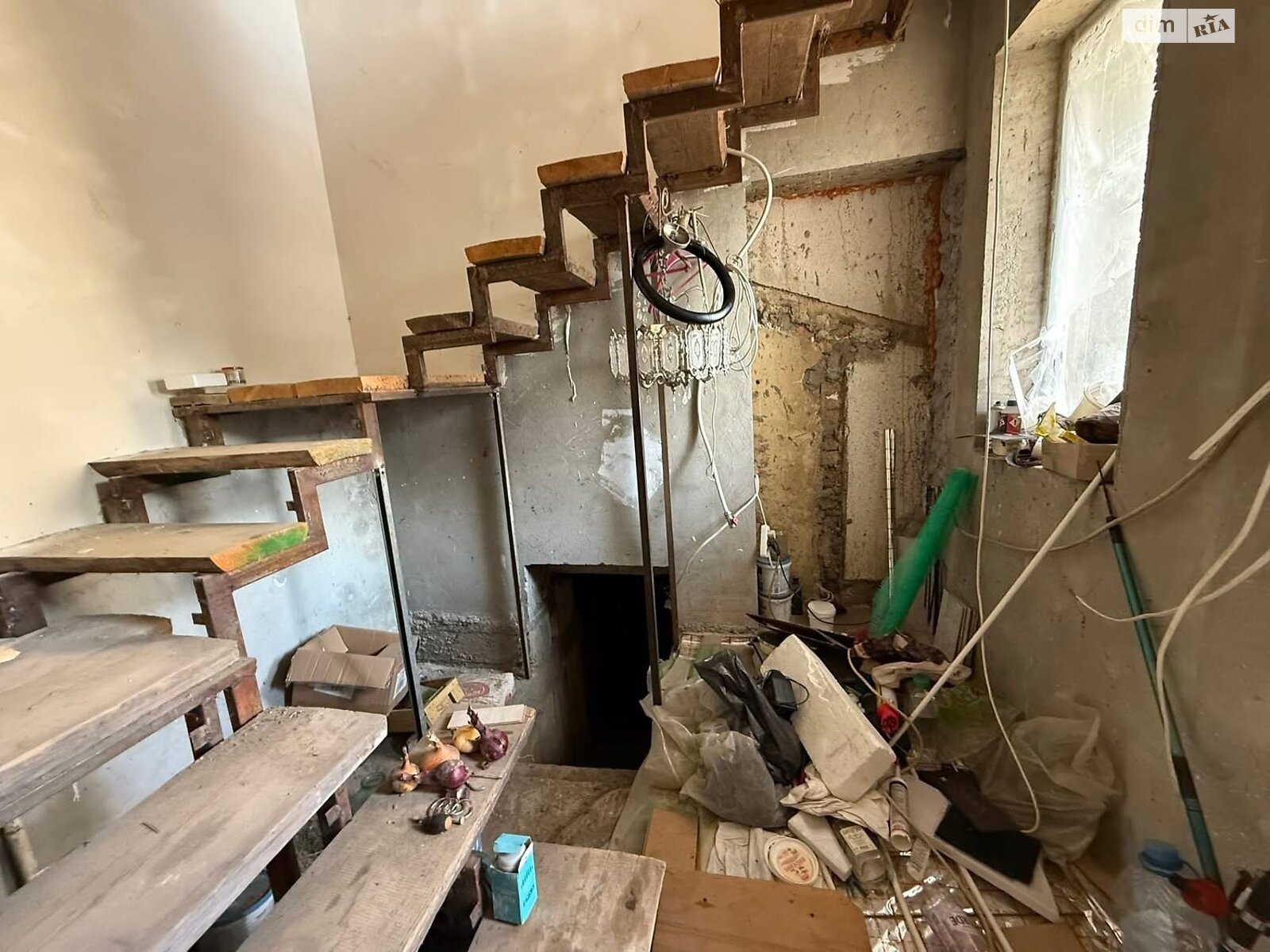 двухэтажный дом, 165.9 кв. м, кирпич. Продажа в Ужгороде район Пьяный базар фото 1 двухэтажный дом, 165.9 кв. м, кирпич. Продажа в Ужгороде район Пьяный базар фото 1