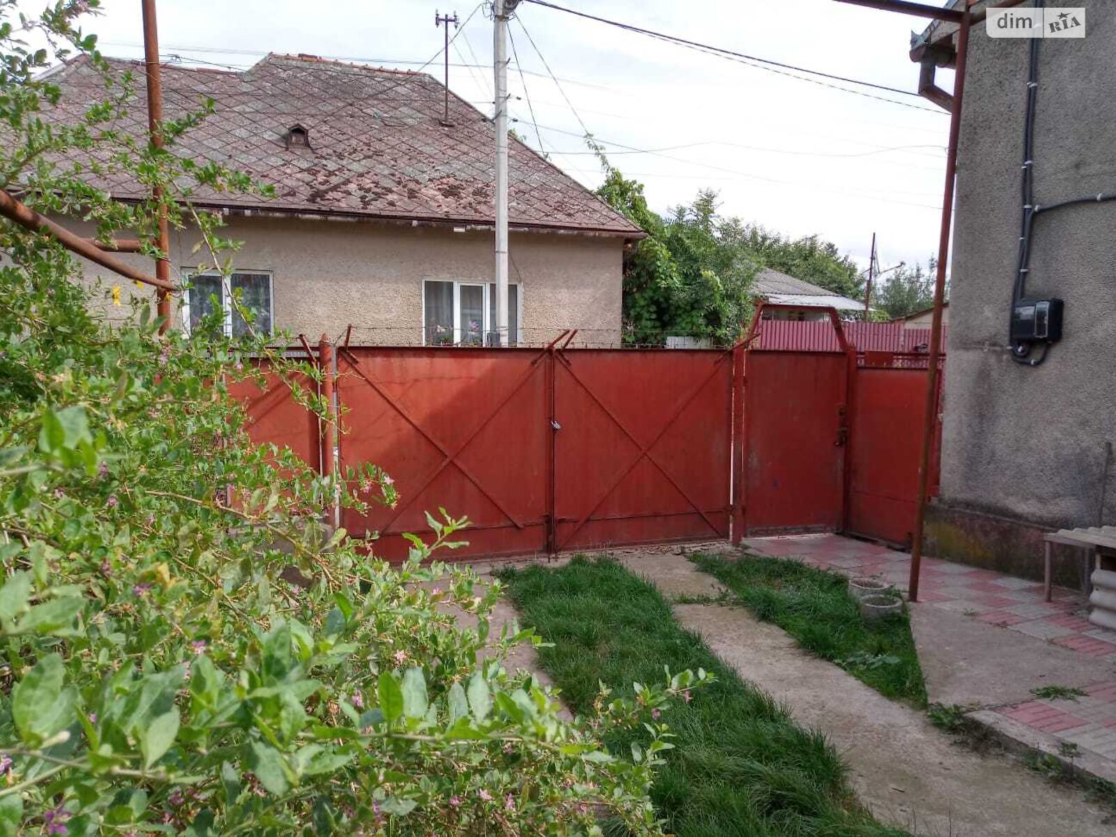 одноповерховий будинок з гаражем, 111 кв. м, кирпич. Продаж в Ужгороді, район Радванка фото 1