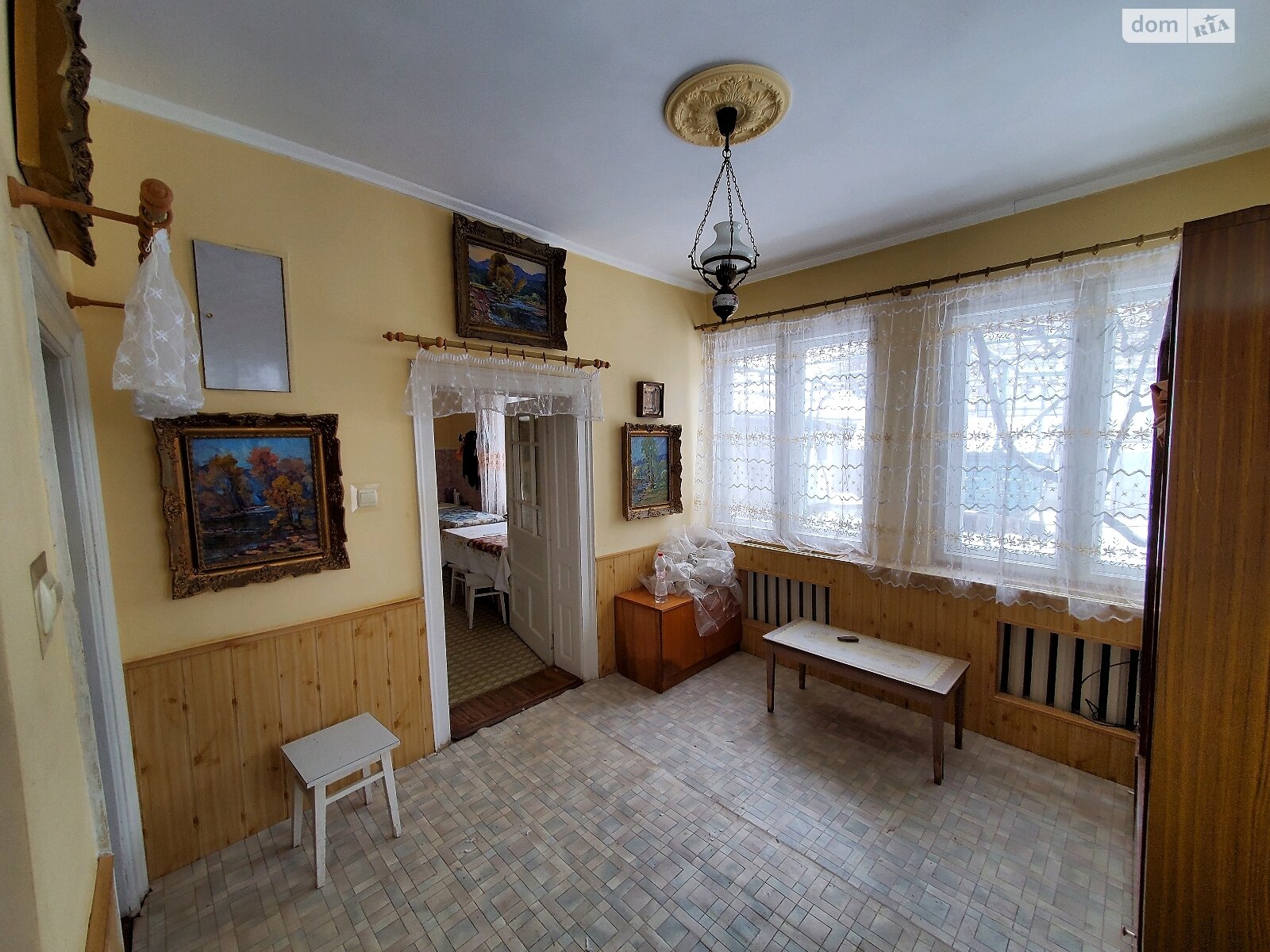 двухэтажный дом, 255 кв. м, кирпич. Продажа в Русских Комаровцах фото 1