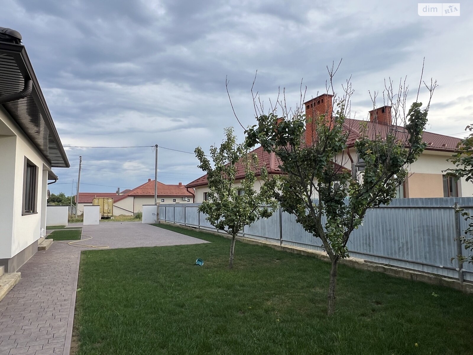 одноповерховий будинок, 146.9 кв. м, цегла. Продаж в Ужгороді, район Садовий фото 1 одноповерховий будинок, 146.9 кв. м, цегла. Продаж в Ужгороді, район Садовий фото 1