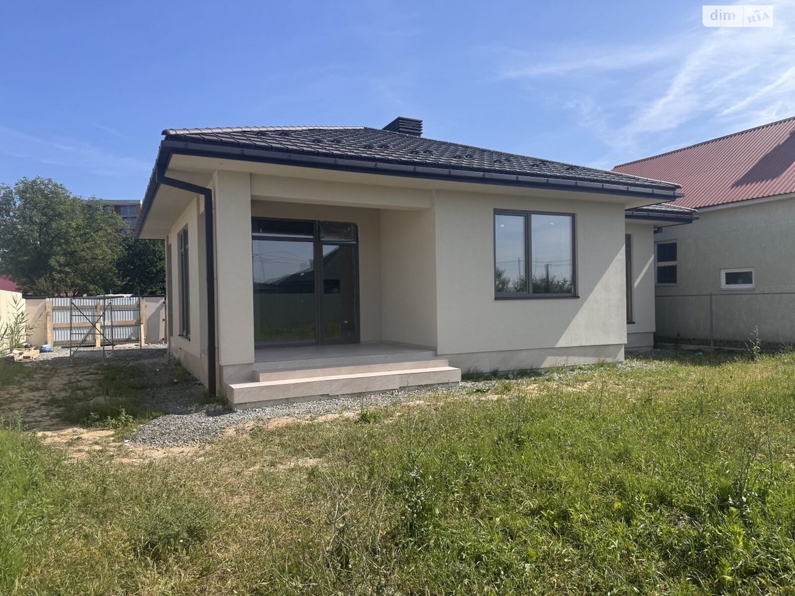одноповерховий будинок, 110 кв. м, цегла. Продаж в Ужгороді, район Садовий фото 1 одноповерховий будинок, 110 кв. м, цегла. Продаж в Ужгороді, район Садовий фото 1