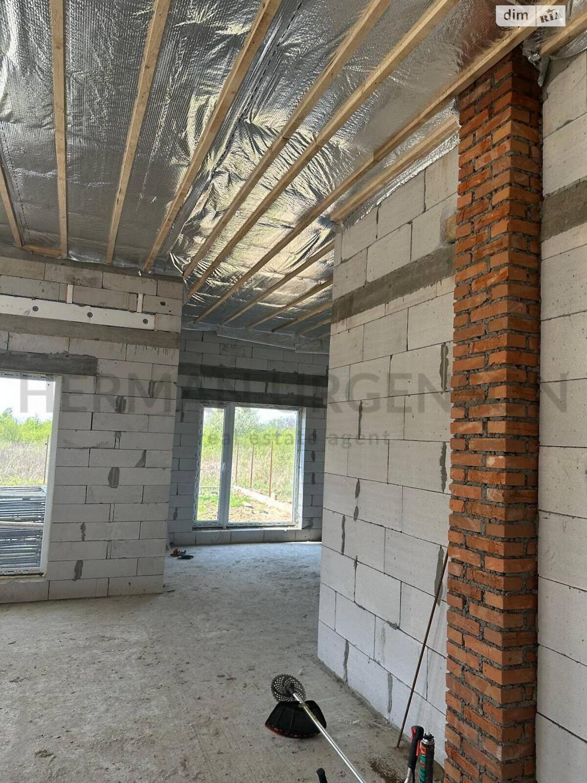 одноповерховий будинок, 192 кв. м, піноблок. Продаж в Ужгороді, район Садовий фото 1