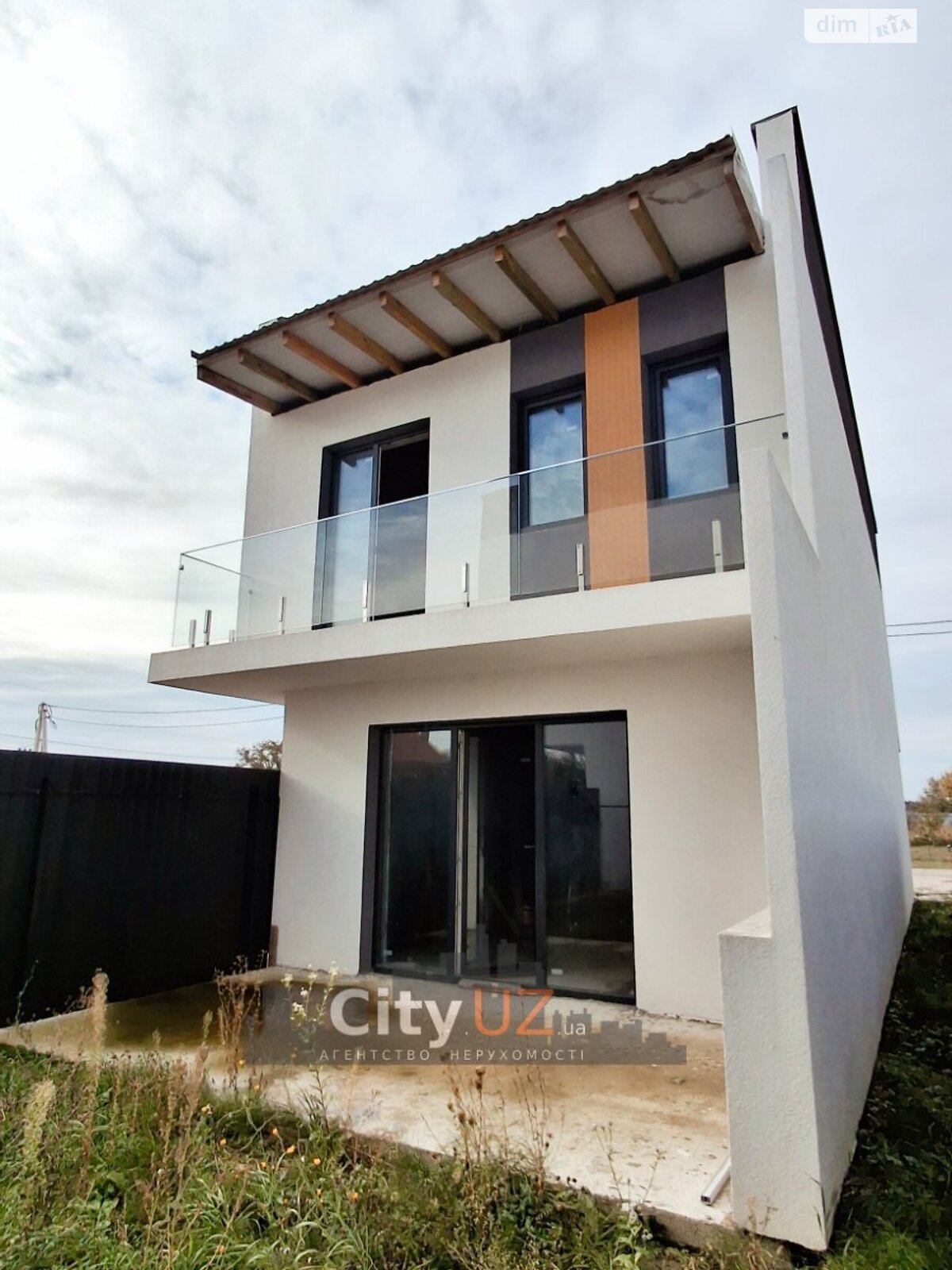 двоповерховий будинок, 108 кв. м, цегла. Продаж в Ужгороді, район Садовий фото 1 двоповерховий будинок, 108 кв. м, цегла. Продаж в Ужгороді, район Садовий фото 1