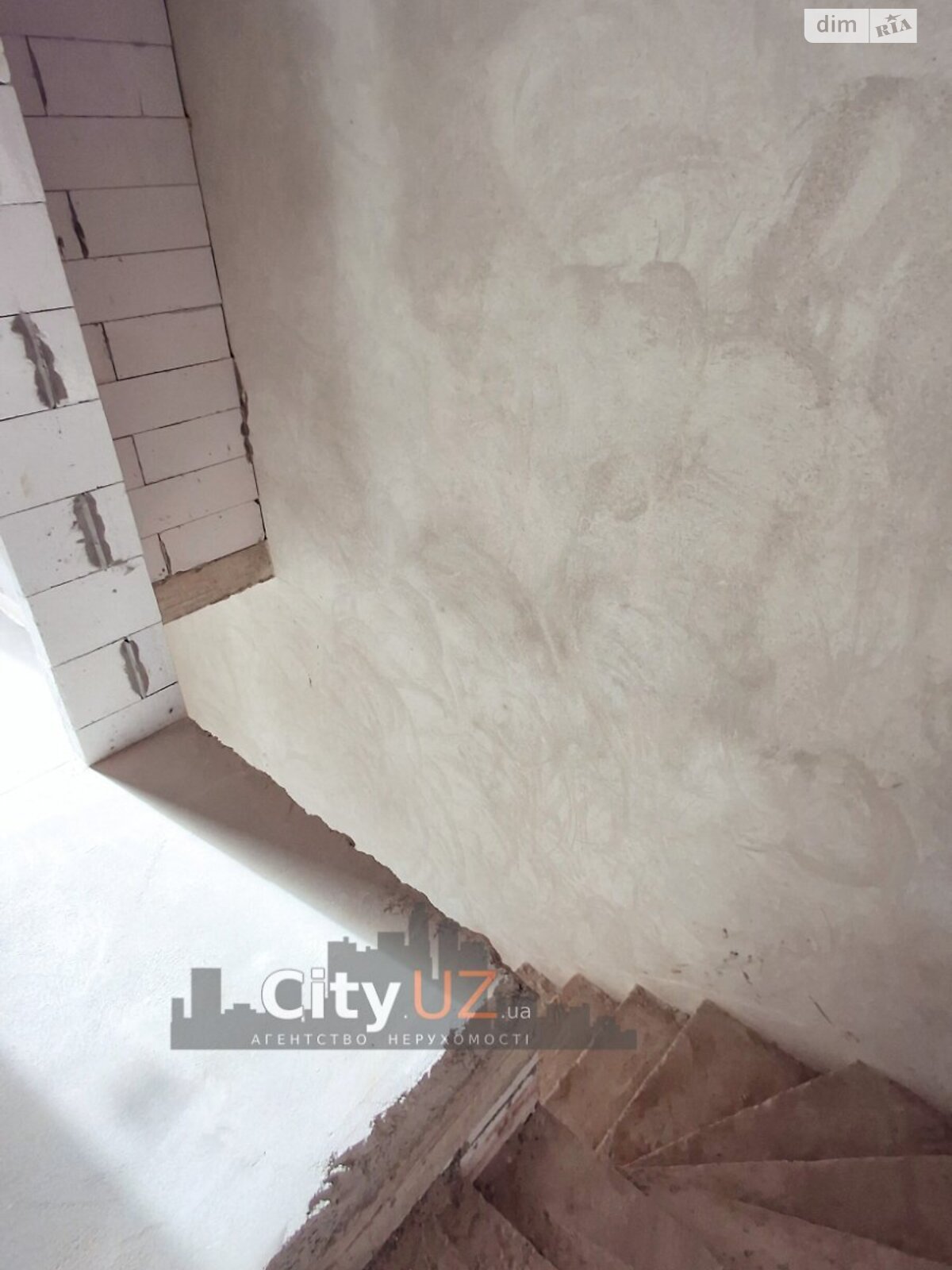 двоповерховий будинок, 120 кв. м, кирпич. Продаж в Ужгороді, район Садовий фото 1 двоповерховий будинок, 120 кв. м, кирпич. Продаж в Ужгороді, район Садовий фото 1