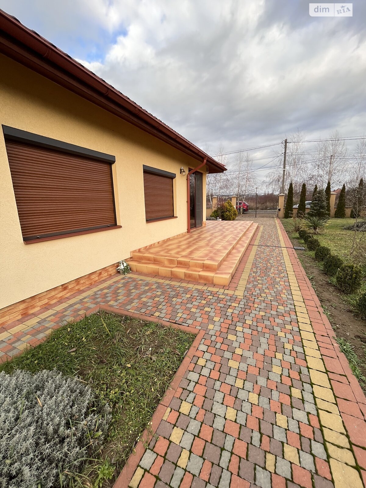 одноповерховий будинок з опаленням, 183 кв. м, цегла. Продаж в Ужгороді, район Садовий фото 1 одноповерховий будинок з опаленням, 183 кв. м, цегла. Продаж в Ужгороді, район Садовий фото 1
