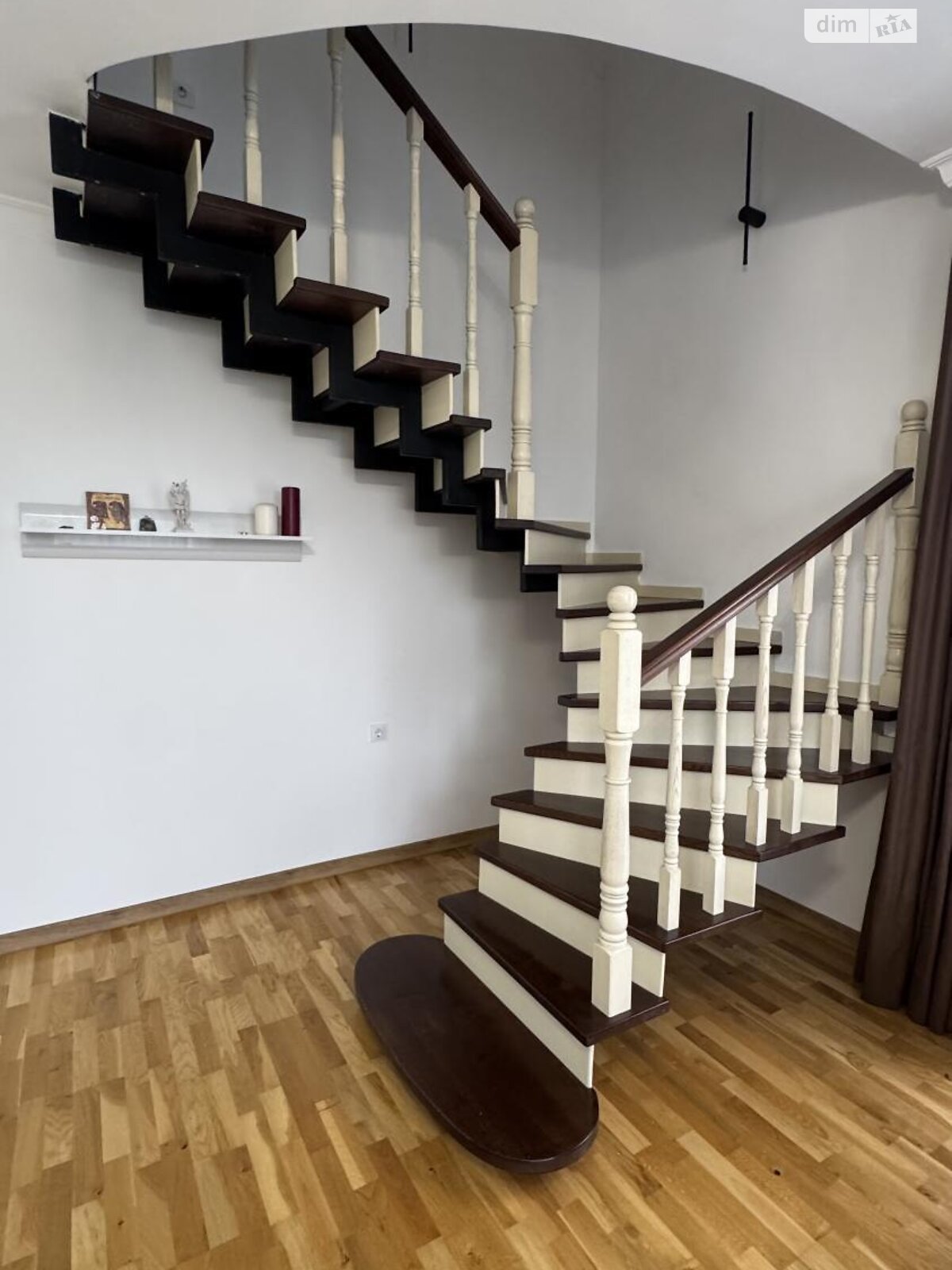 двоповерховий будинок, 258.2 кв. м, кирпич. Продаж в Ужгороді, район Садовий фото 1