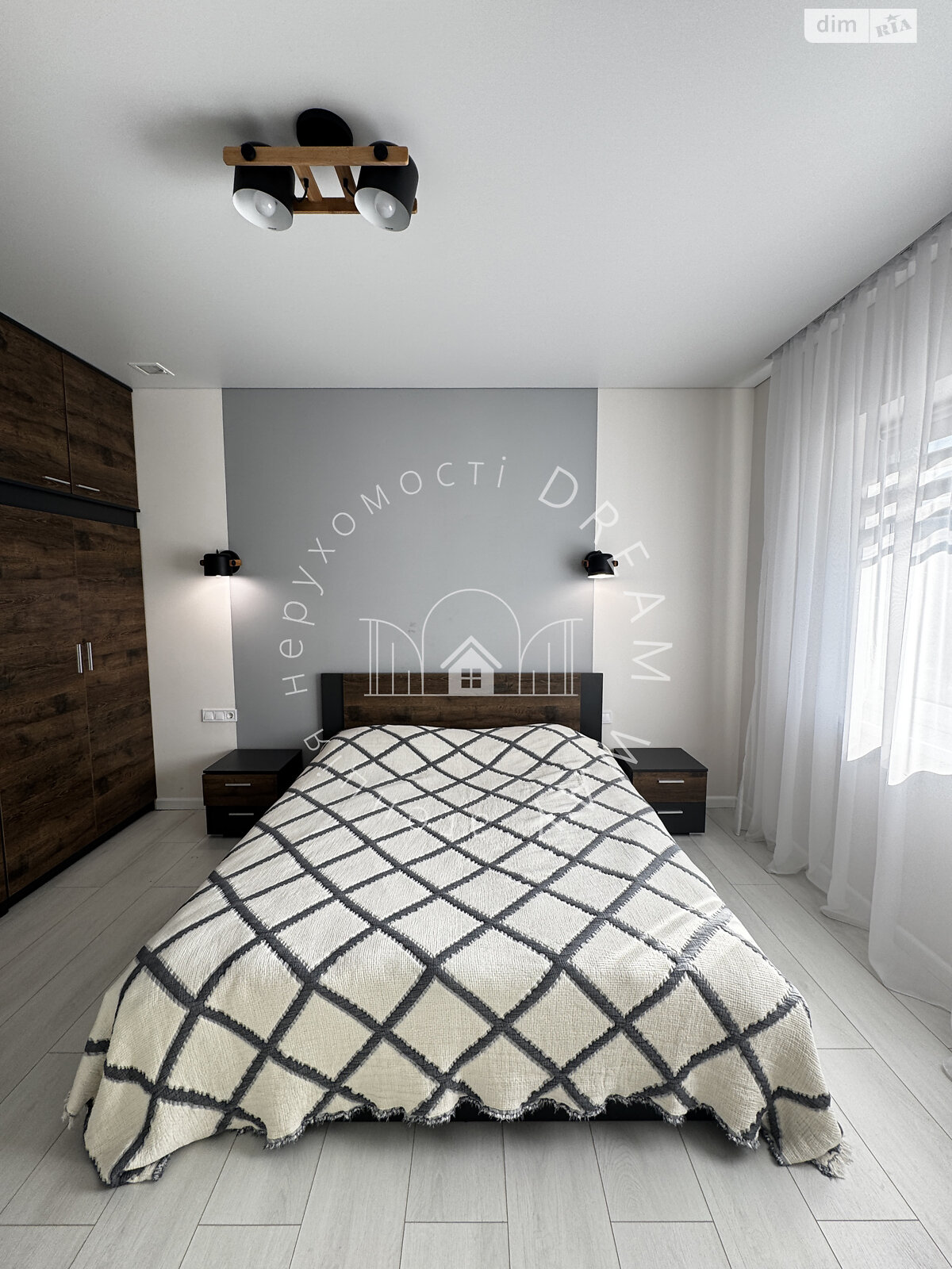 одноэтажный дом, 169 кв. м, кирпич. Продажа в Ужгороде район Садовый фото 1