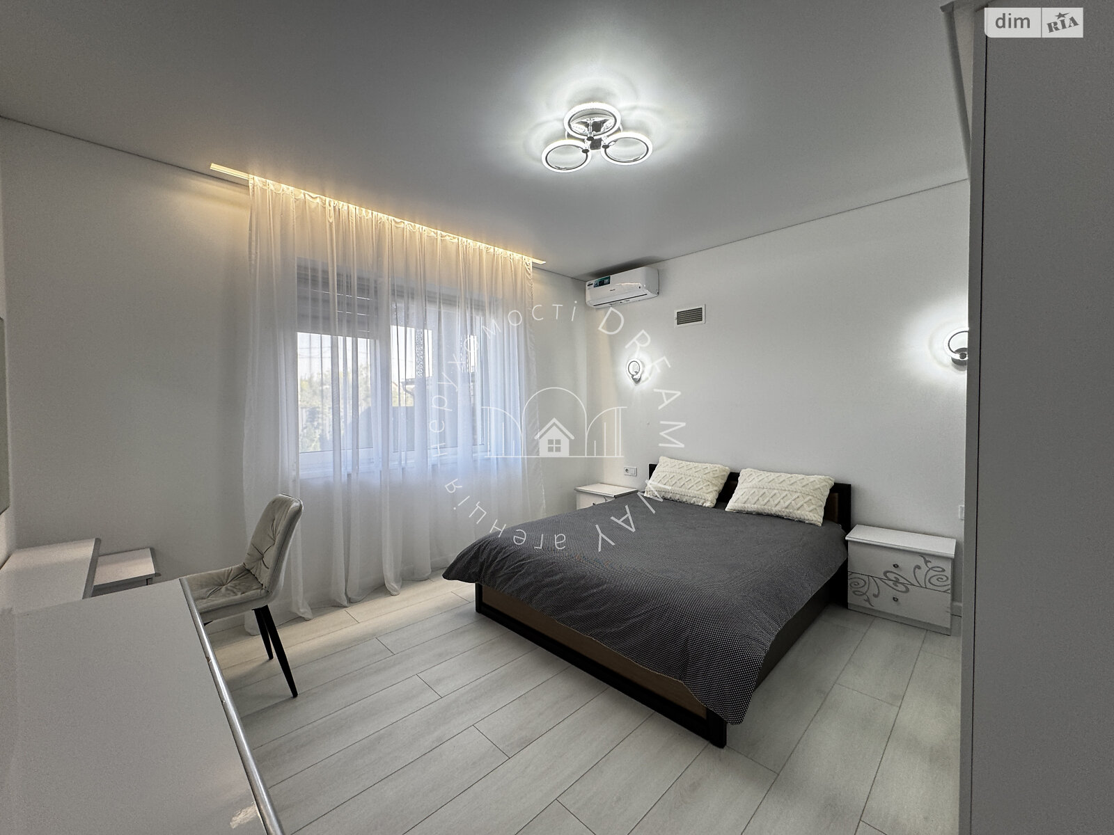 одноэтажный дом, 169 кв. м, кирпич. Продажа в Ужгороде район Садовый фото 1