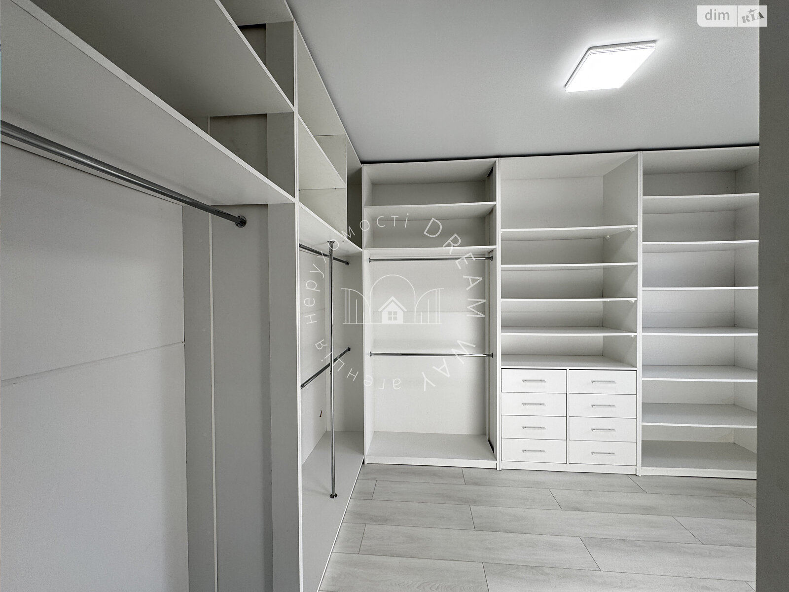 одноэтажный дом, 169 кв. м, кирпич. Продажа в Ужгороде район Садовый фото 1