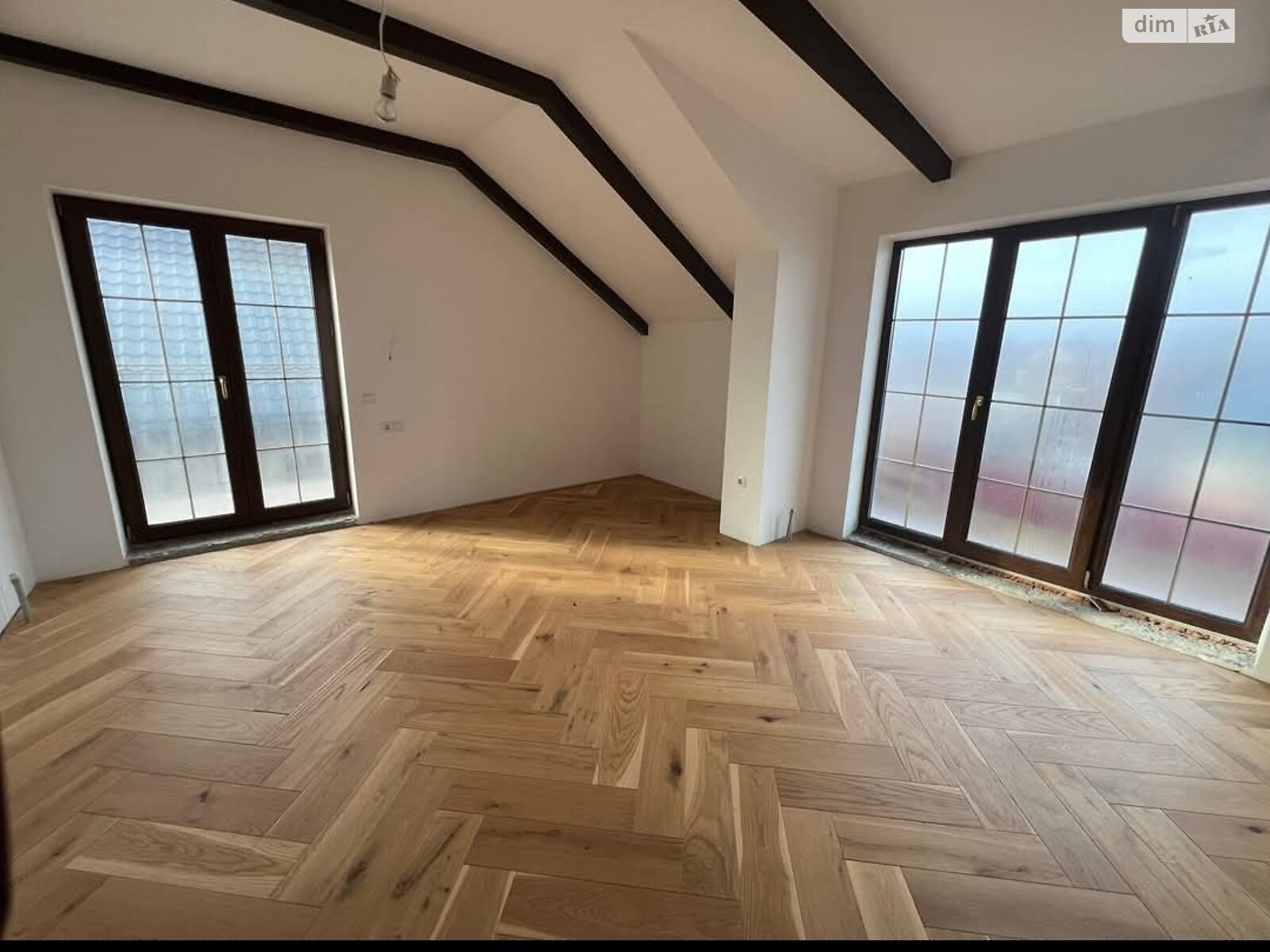 двухэтажный дом с гаражом, 200.4 кв. м, пеноблок. Продажа в Ужгороде район Садовый фото 1