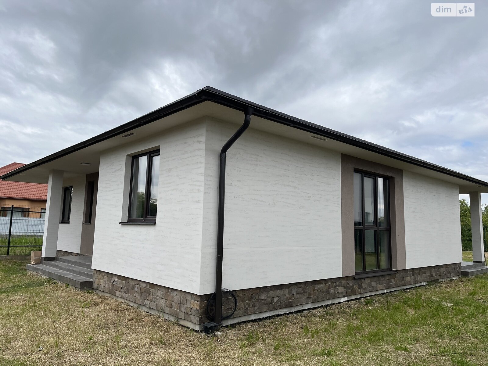 одноповерховий будинок з опаленням, 145 кв. м, пеноблок. Продаж в Ужгороді, район Садовий фото 1 одноповерховий будинок з опаленням, 145 кв. м, пеноблок. Продаж в Ужгороді, район Садовий фото 1